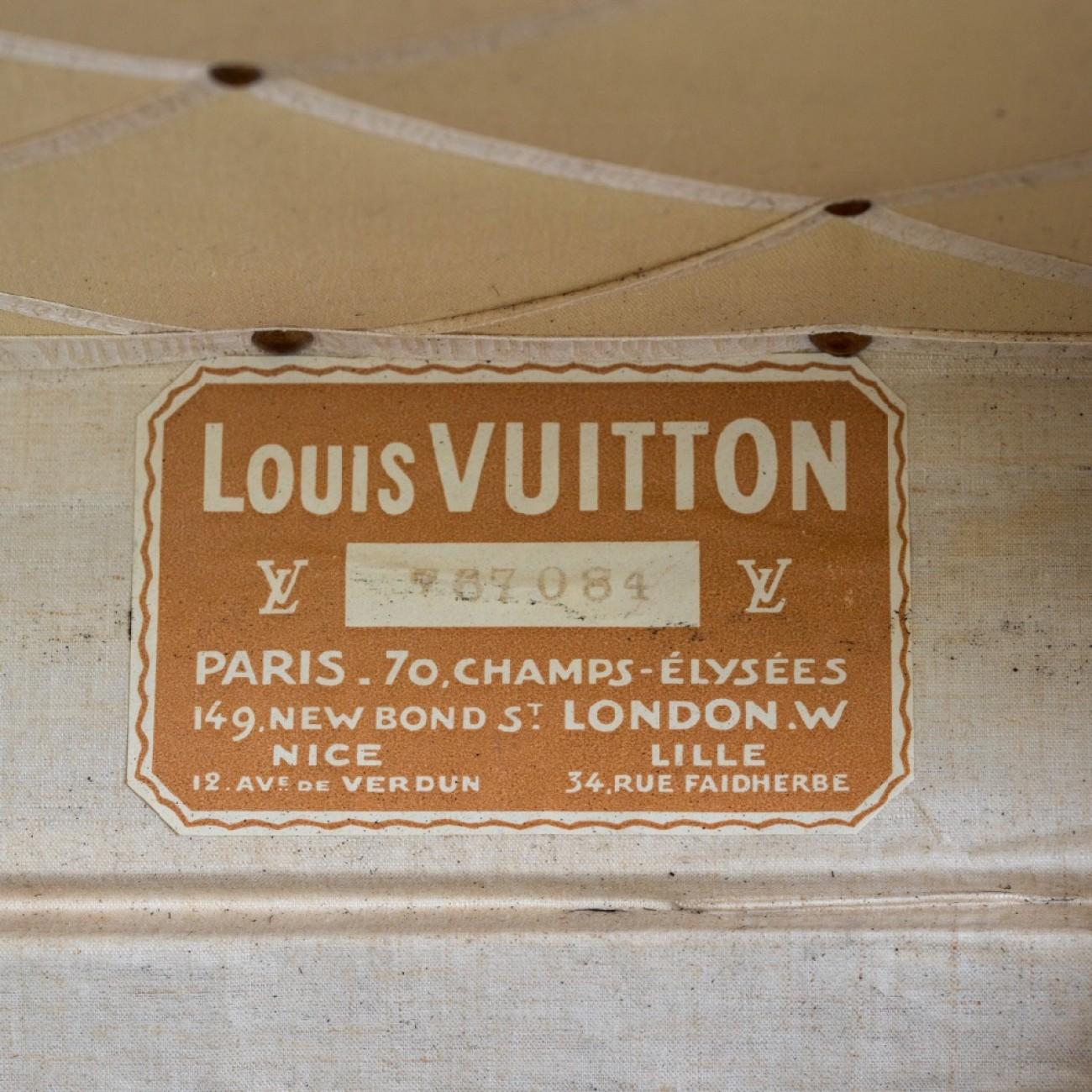 Large Louis Vuitton Orange Steamer Trunk, circa 1925 4