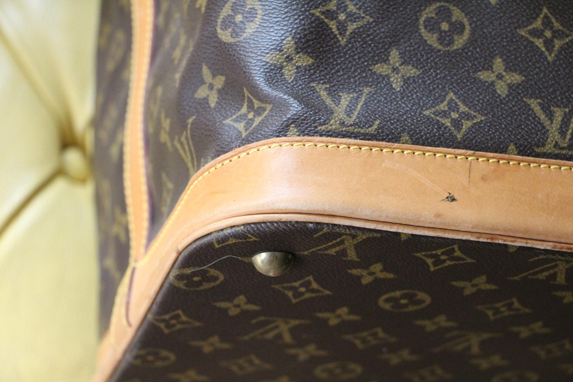 Large Louis Vuitton Travel Bag 50 11