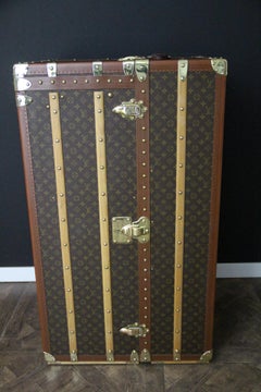 Large Louis Vuitton Wardrobe Trunk , Louis Vuitton Trunk, Vuitton Steamer Trunk