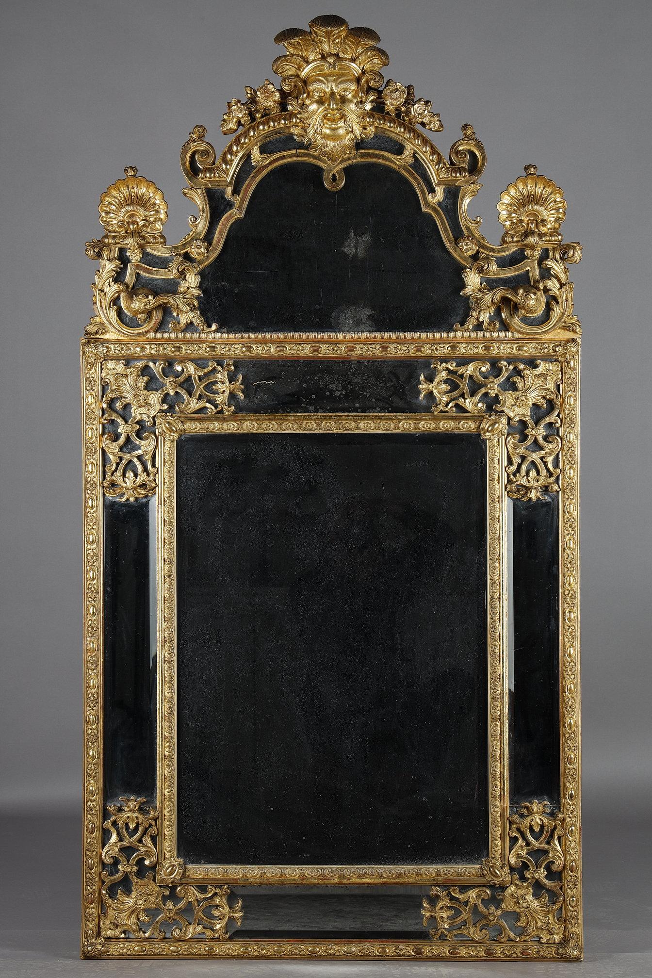 French Large Louis XIV mirror decorated with shells, foliage and masks For Sale