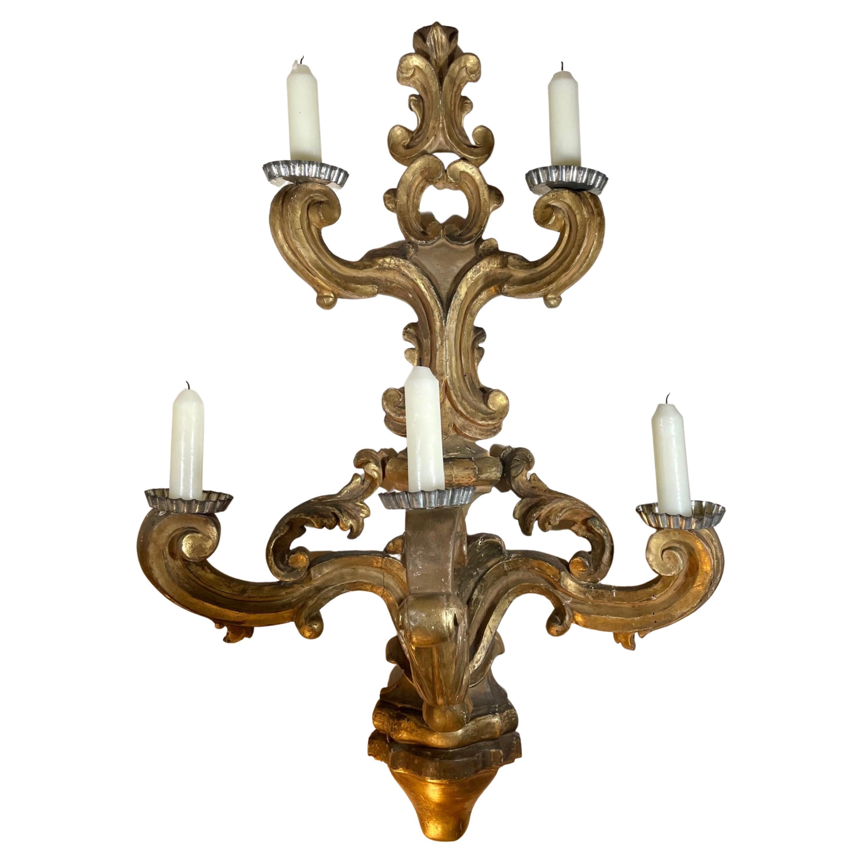 Large Louis XIV Period Baroque Italian Carved Giltwood Wall Sconce For Sale
