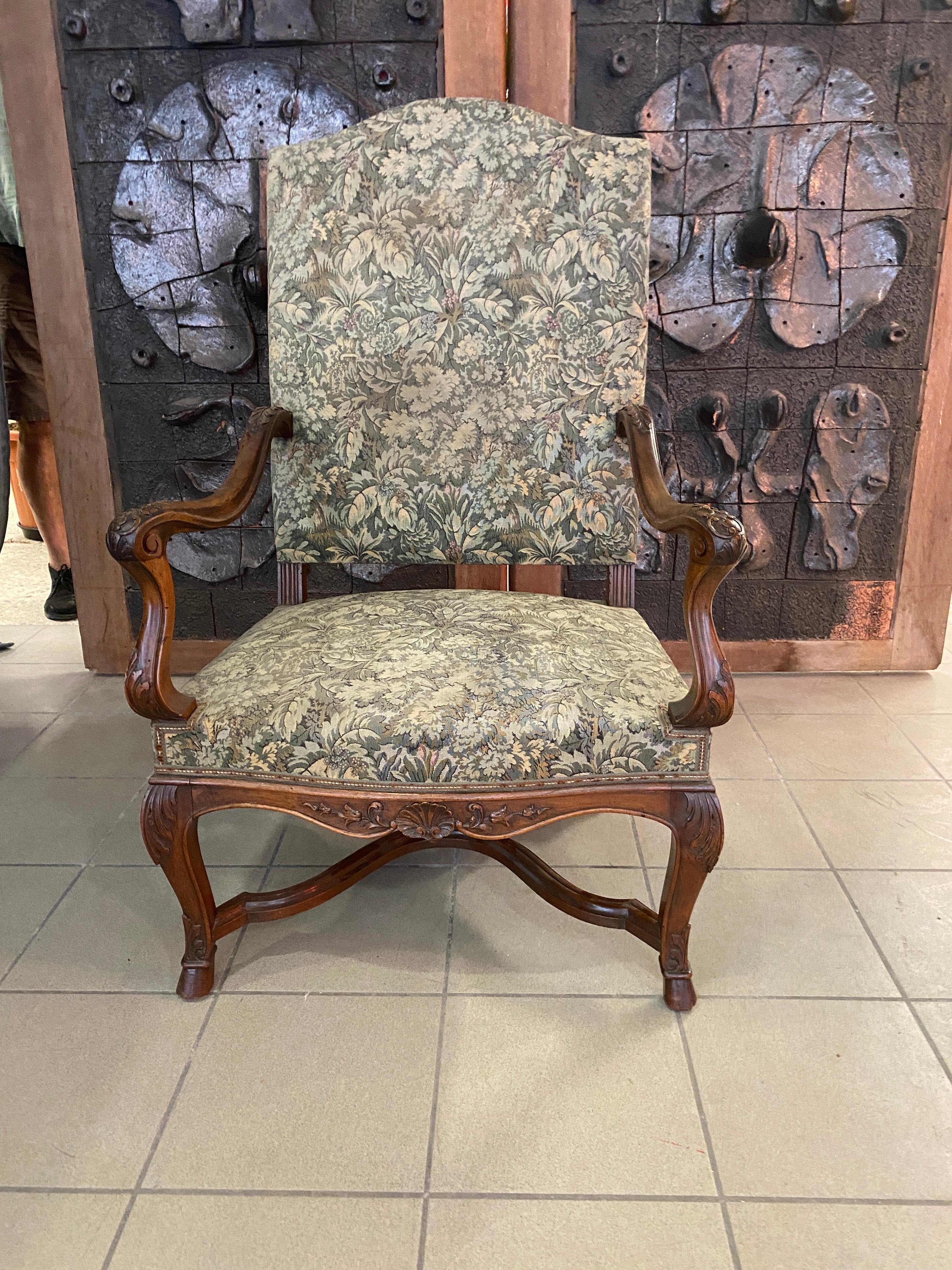 Large Louis XIV, Regency, Style Armchair, 19th Century In Good Condition For Sale In Saint-Ouen, FR