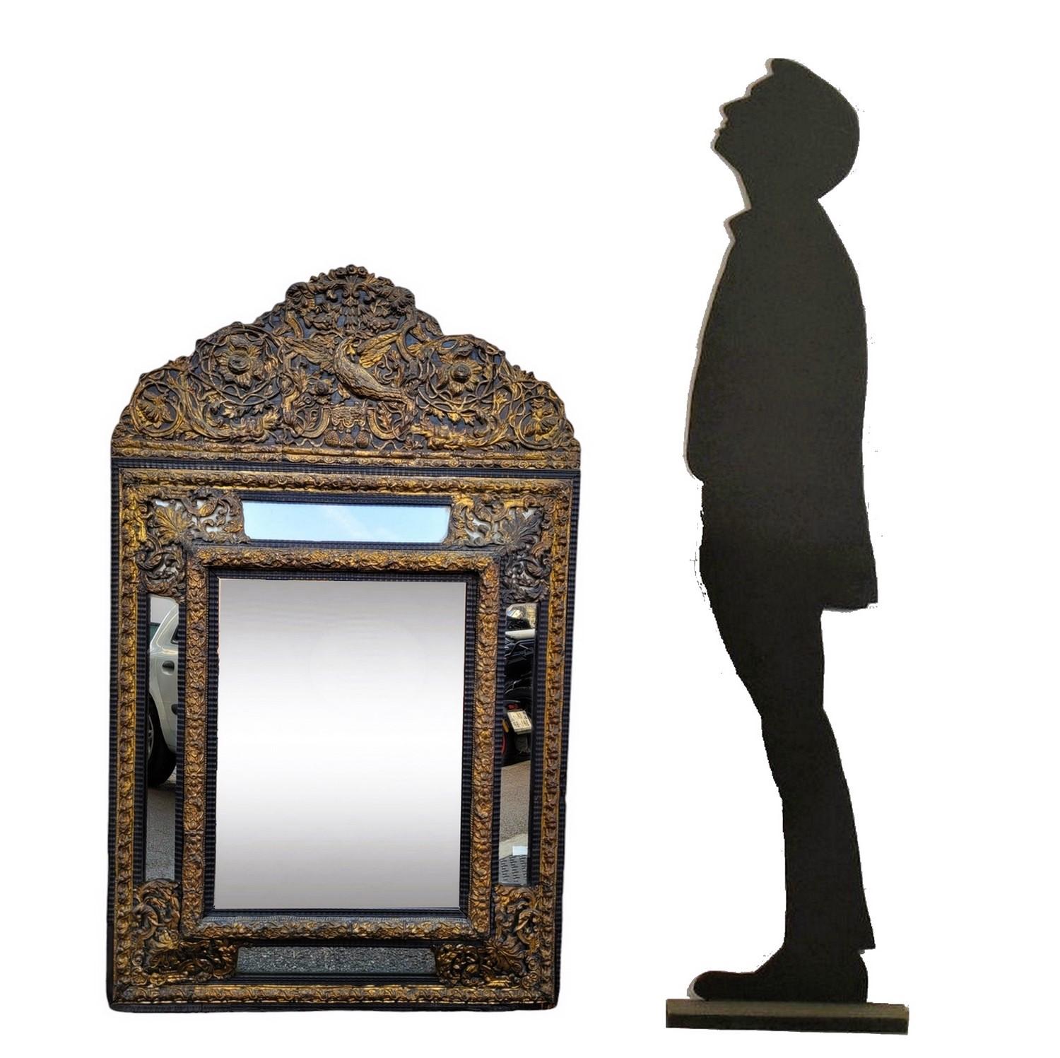 Grande specchio in stile Luigi XIV con perle di vetro, 136 X 86 cm, XIX secolo in vendita 1