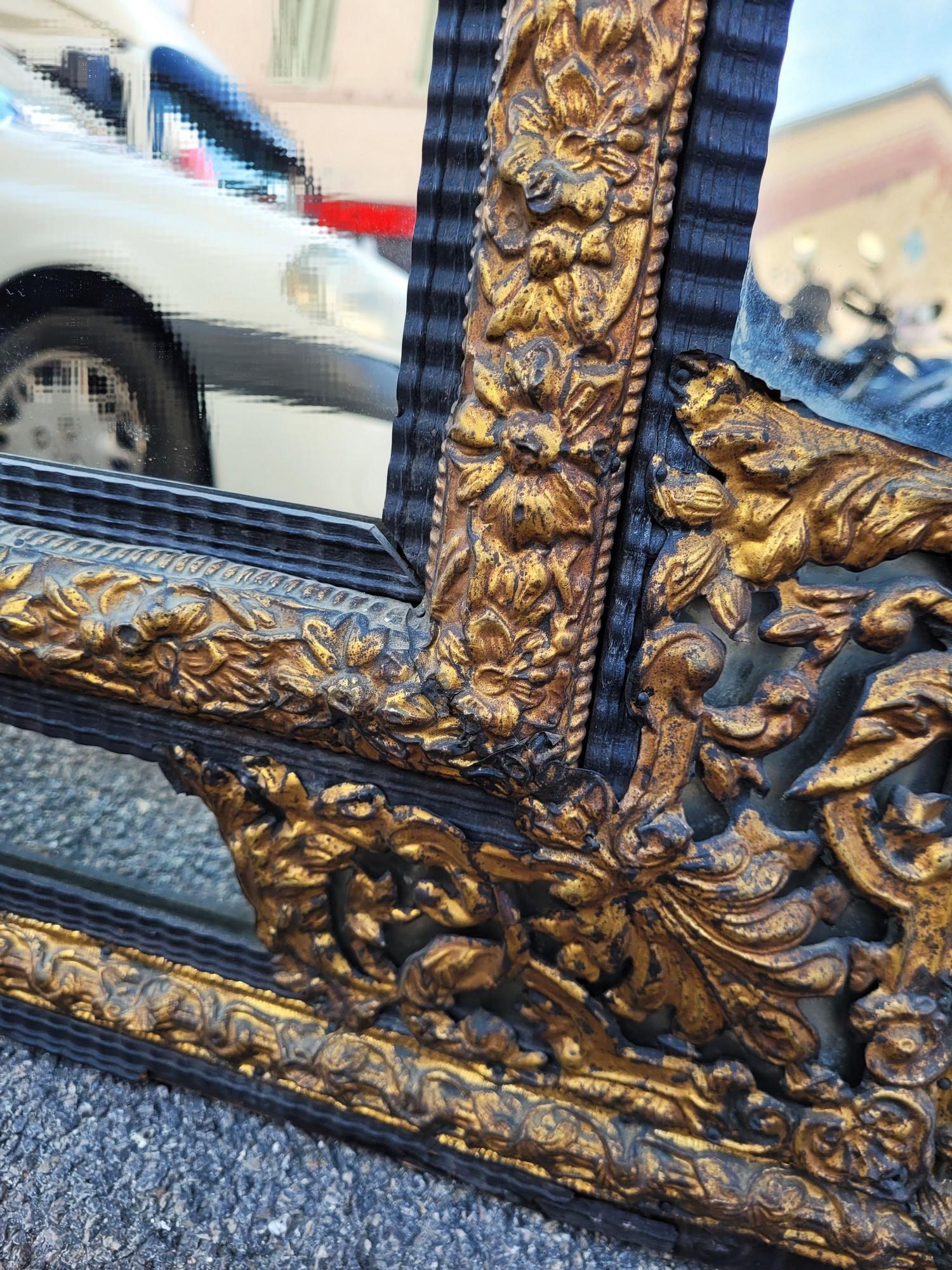 Grande specchio in stile Luigi XIV con perle di vetro, 136 X 86 cm, XIX secolo in vendita 4