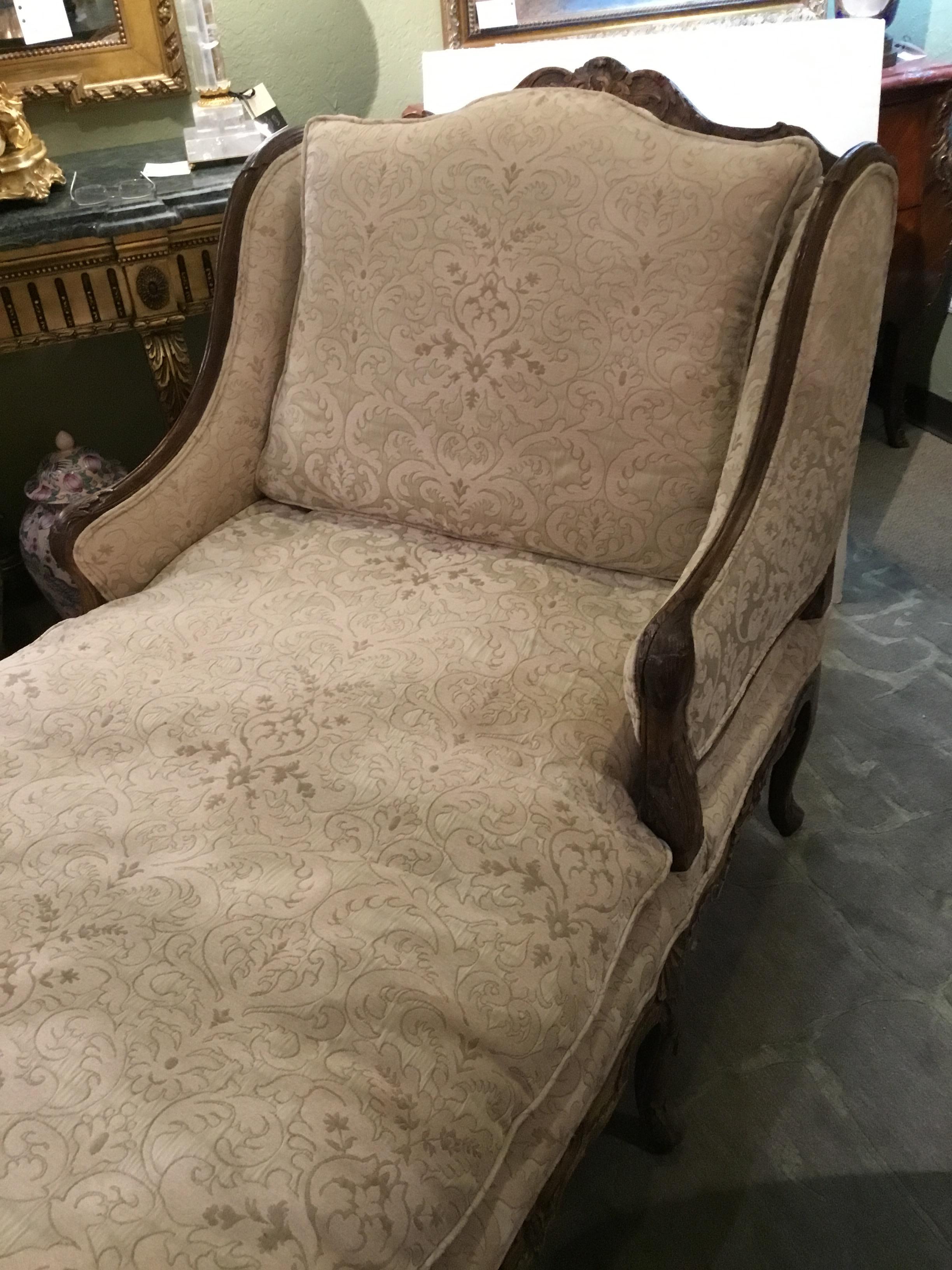 Large Louis XV Rococo Style Carved Walnut, Early 19th Century Chaise Lounge 6
