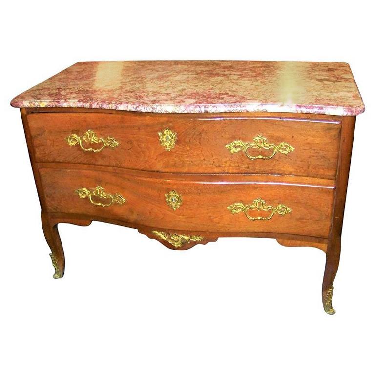 Large Louis  XV Serpentine Shape Period Commode For Sale 11