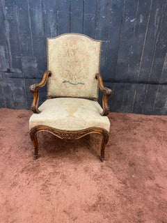 Gran sillón estilo Luis XV circa 1930 "Pezuñas de ciervo"