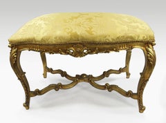 Grande Banquette imbottita in legno d'orato in stile Luigi XV