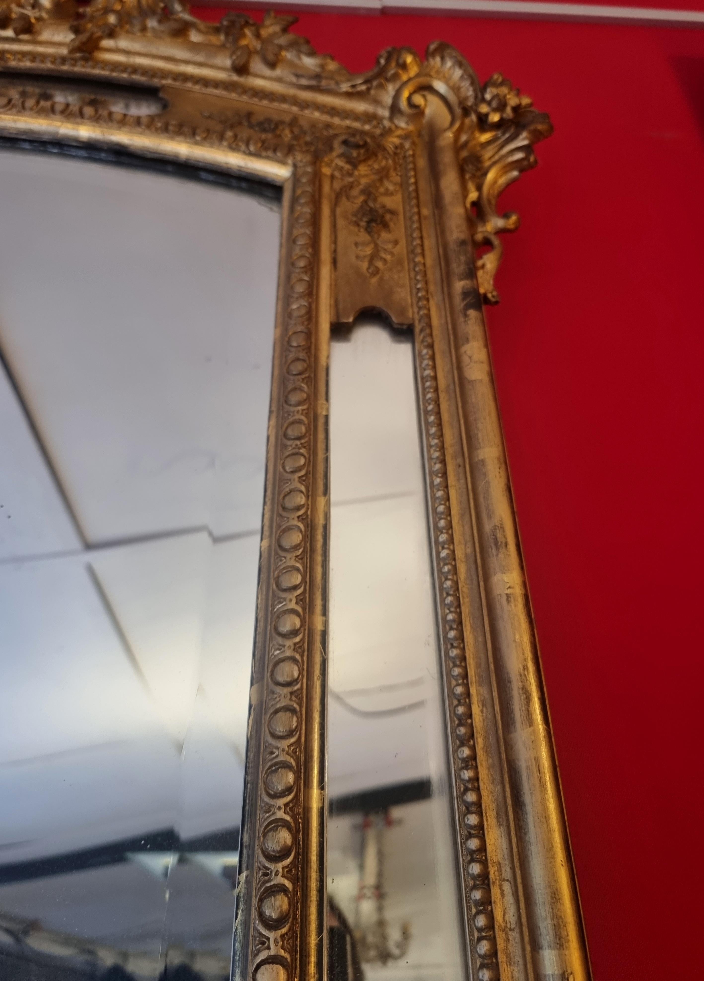XIXe siècle Grand miroir de style Louis XVI d'époque Napoléon III, bois doré, 19ème siècle en vente