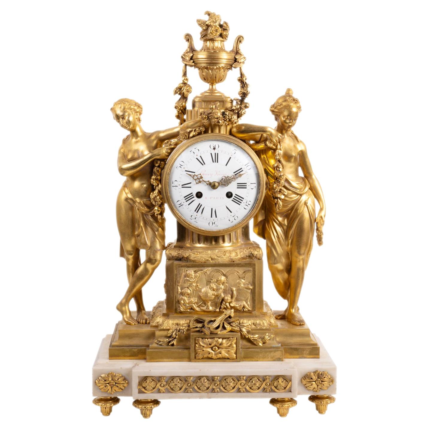 Grande pendule de cheminée en bronze doré de style Louis XVI, 19e siècle en vente