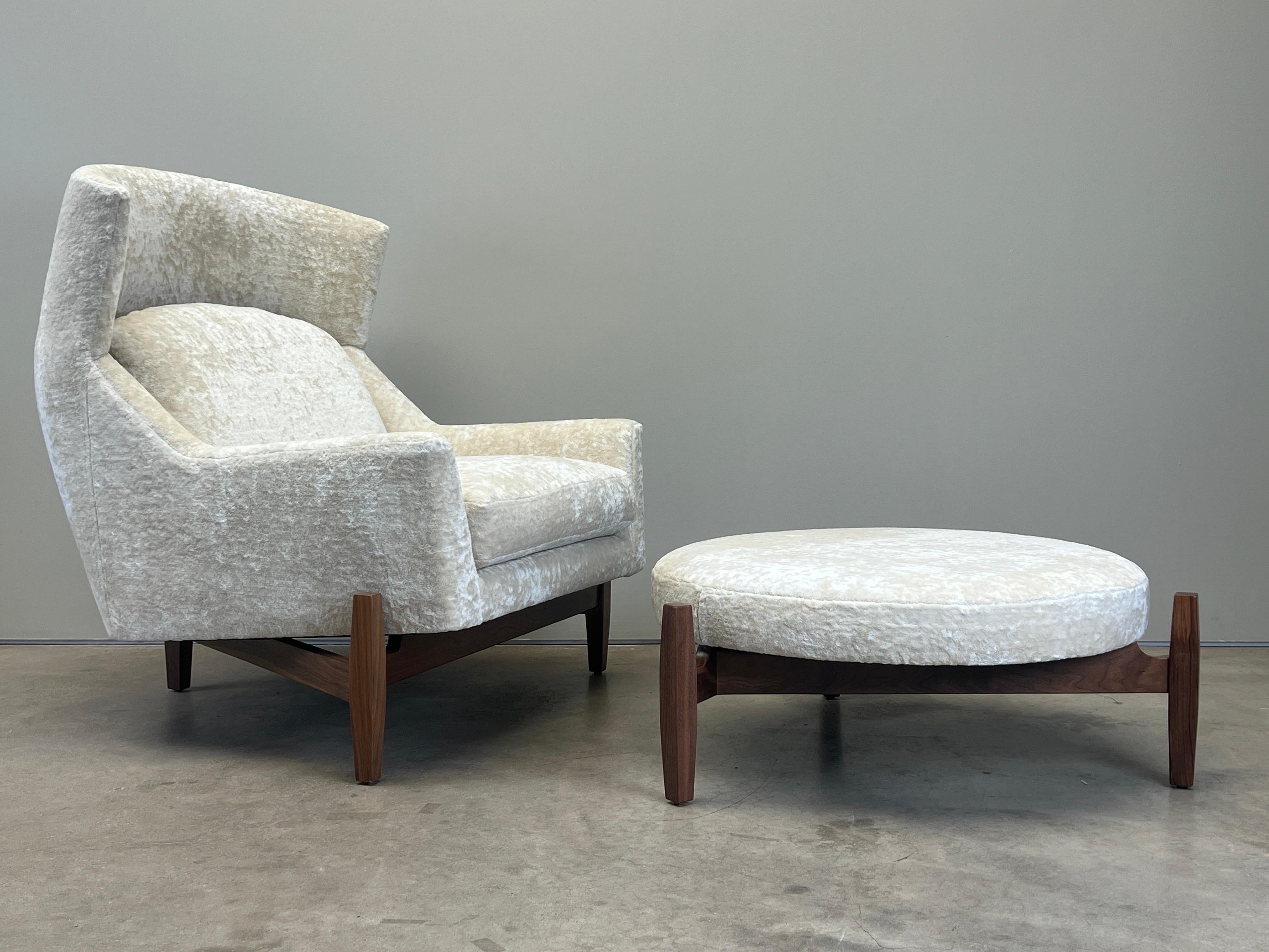 Large Lounge Chair and Ottoman by Jens Risom 6