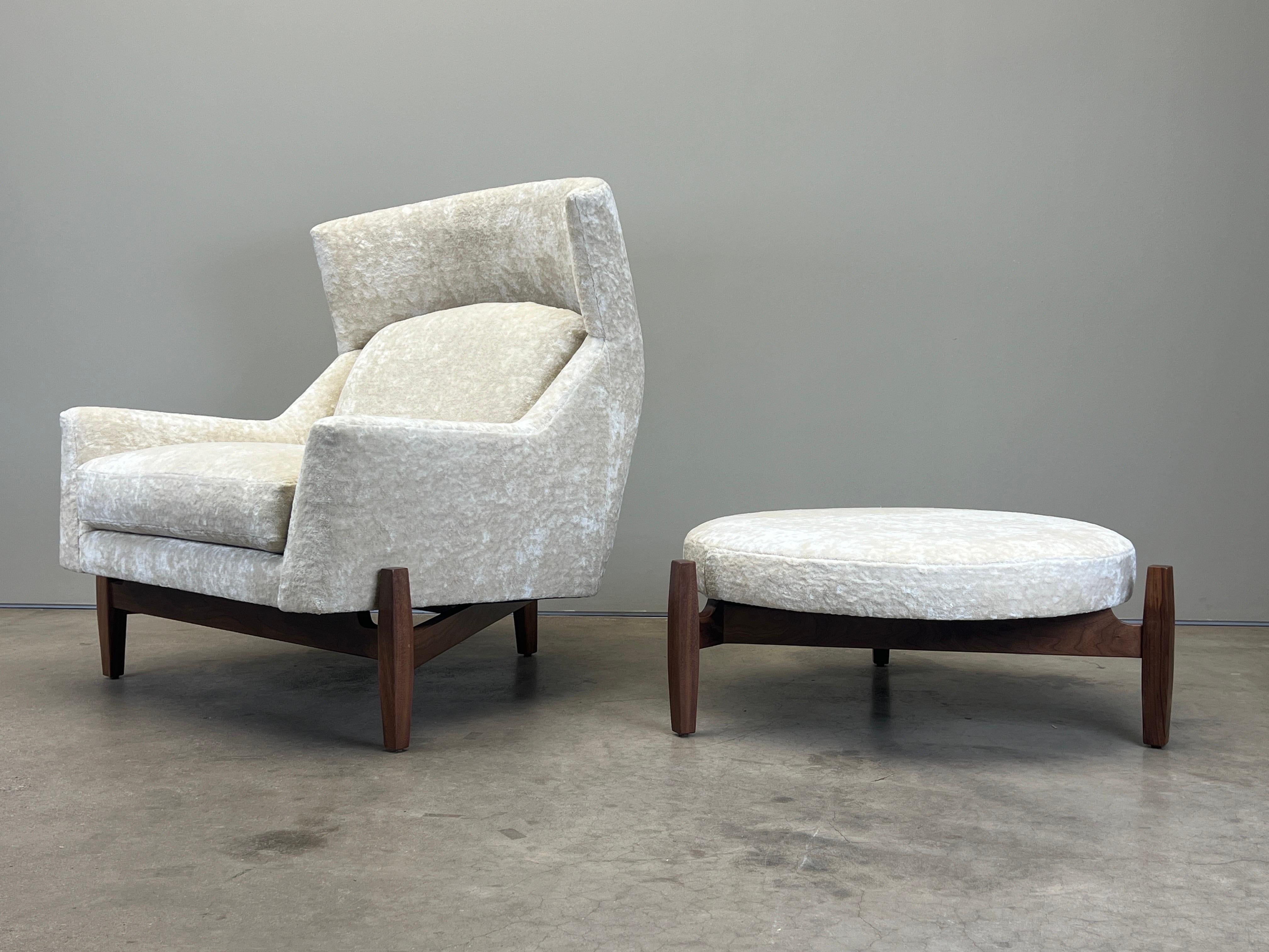 Large Lounge Chair and Ottoman by Jens Risom 11