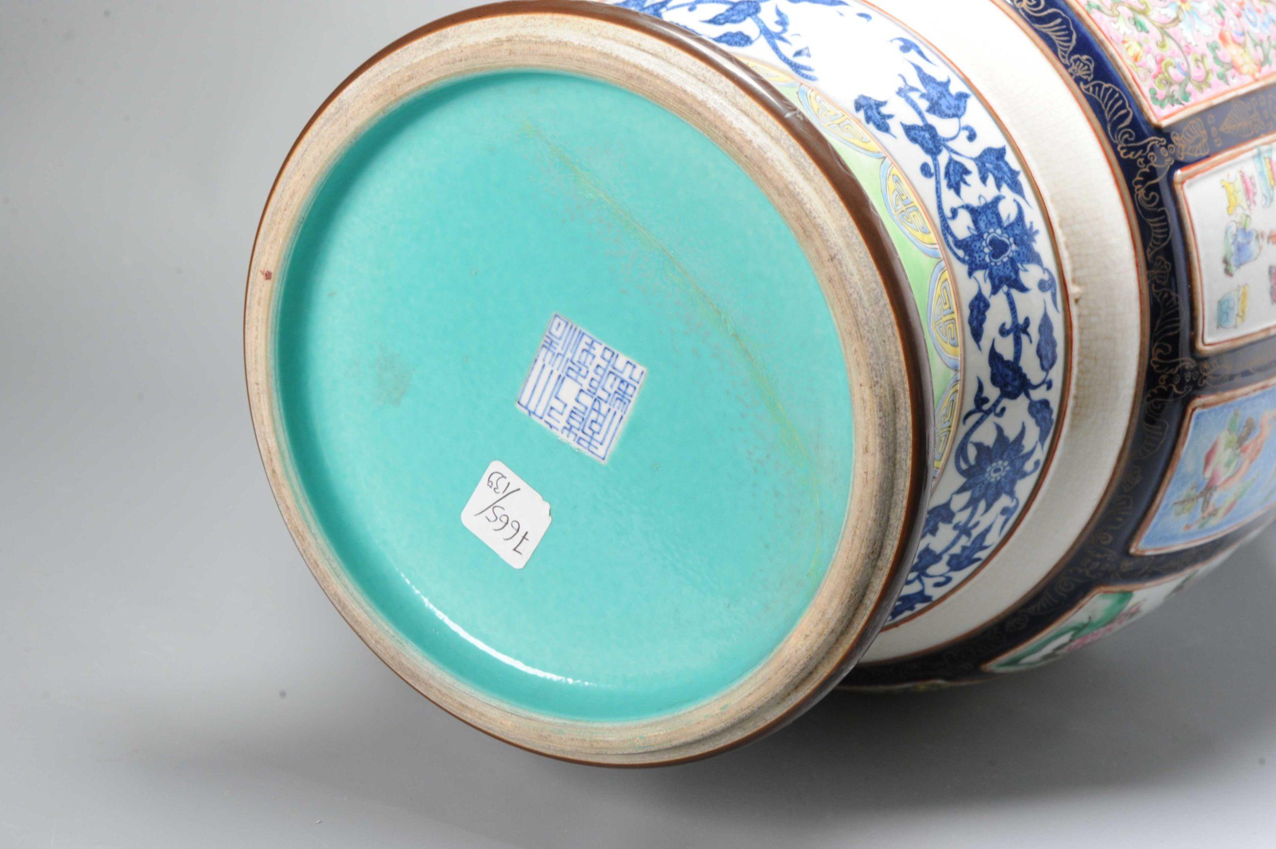 Ravissant vase moderne en porcelaine chinoise PROC en forme de palette de Fencai en vente 10