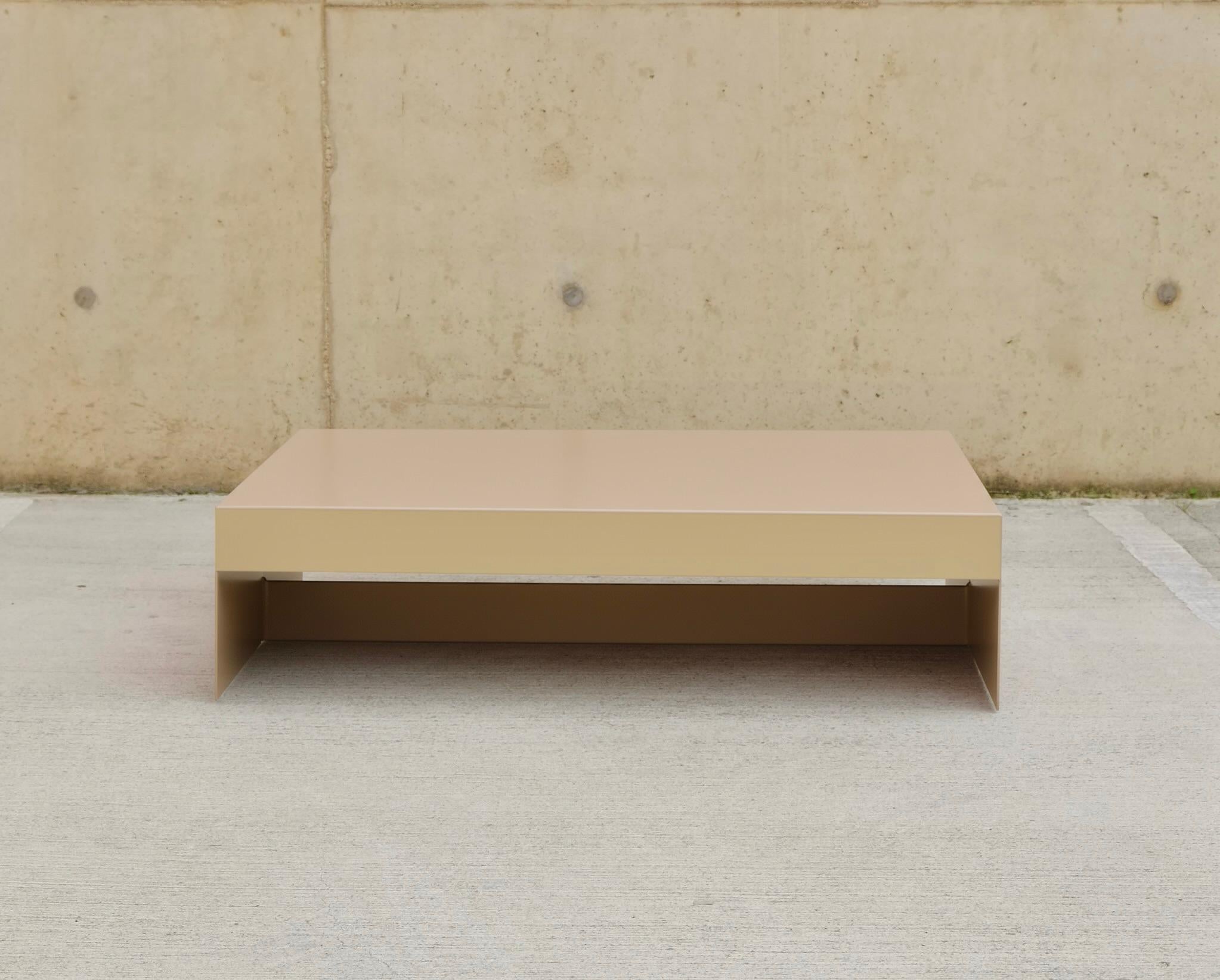 Large Low Deep Green Single Form Coffee / Sofa Table - Customisable For Sale 11