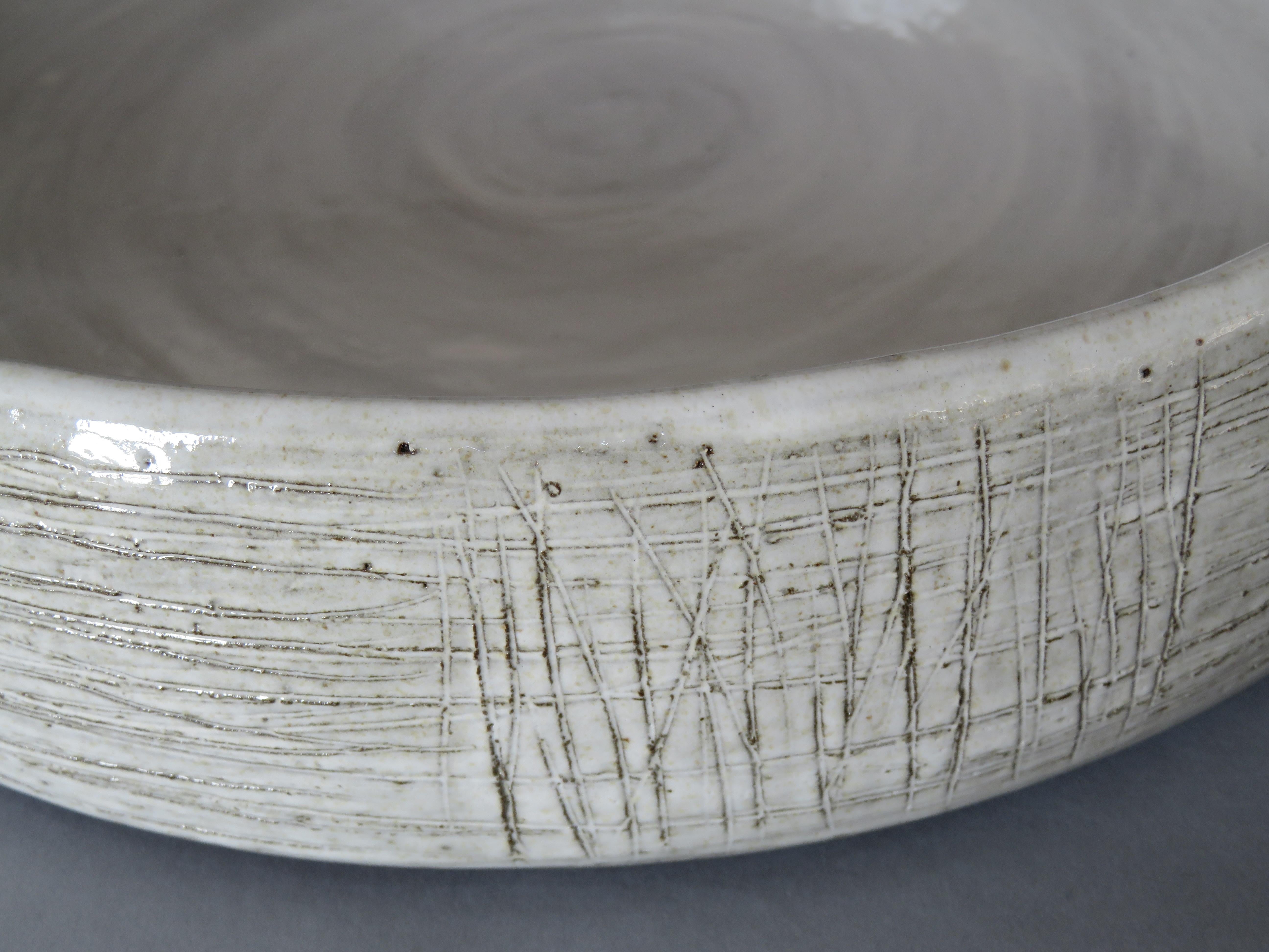 American Large Low Serving Bowl, Carved Exterior with White Glaze, Hand Built Ceramic