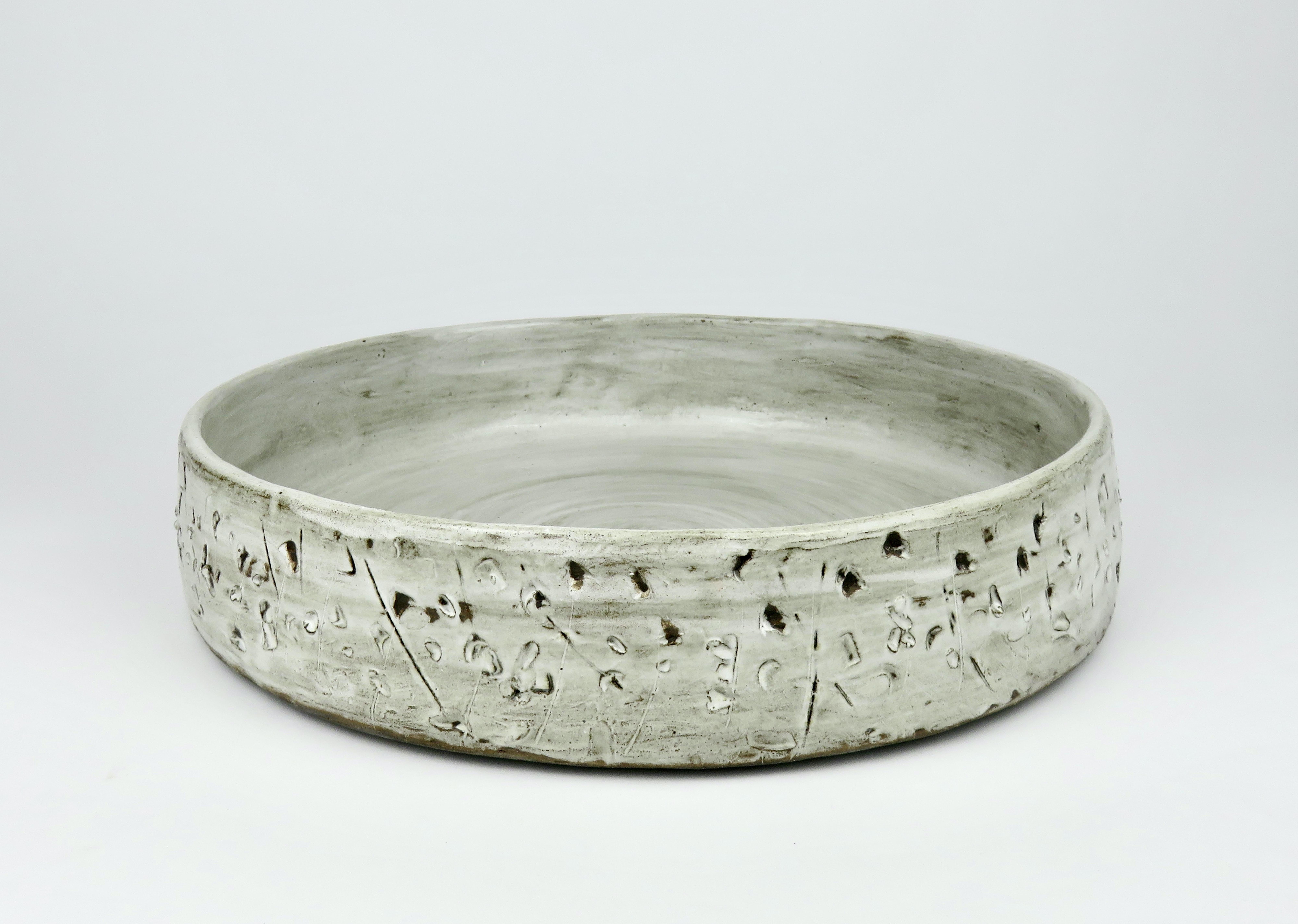 Organic Modern Large Low Serving Bowl, Carved Exterior In Off-White Glaze, Hand Built Ceramic