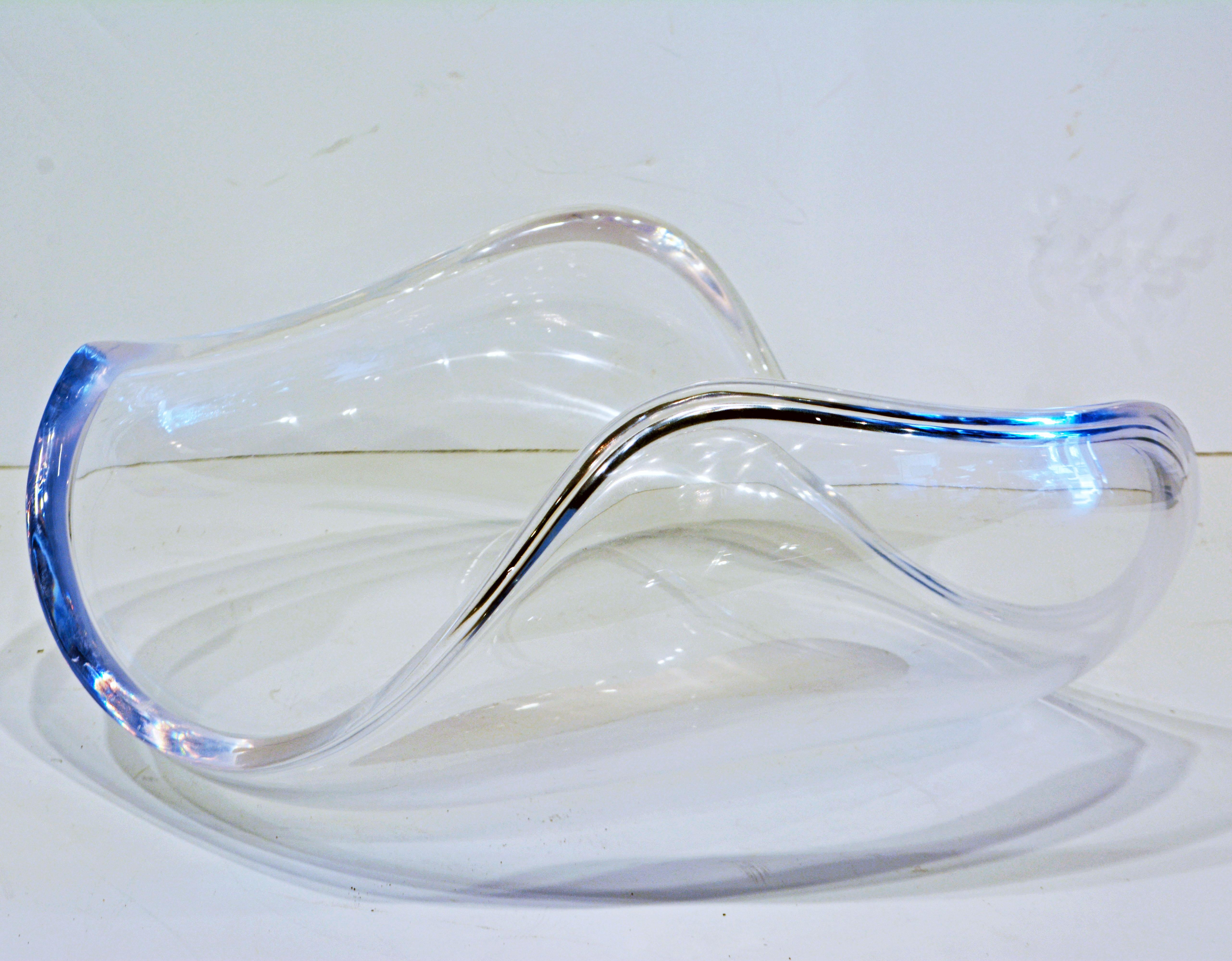 20th Century Large Lucite Biomorphic Freeform 'Astrolite' Bowl Attributed to Ritts Co. of LA