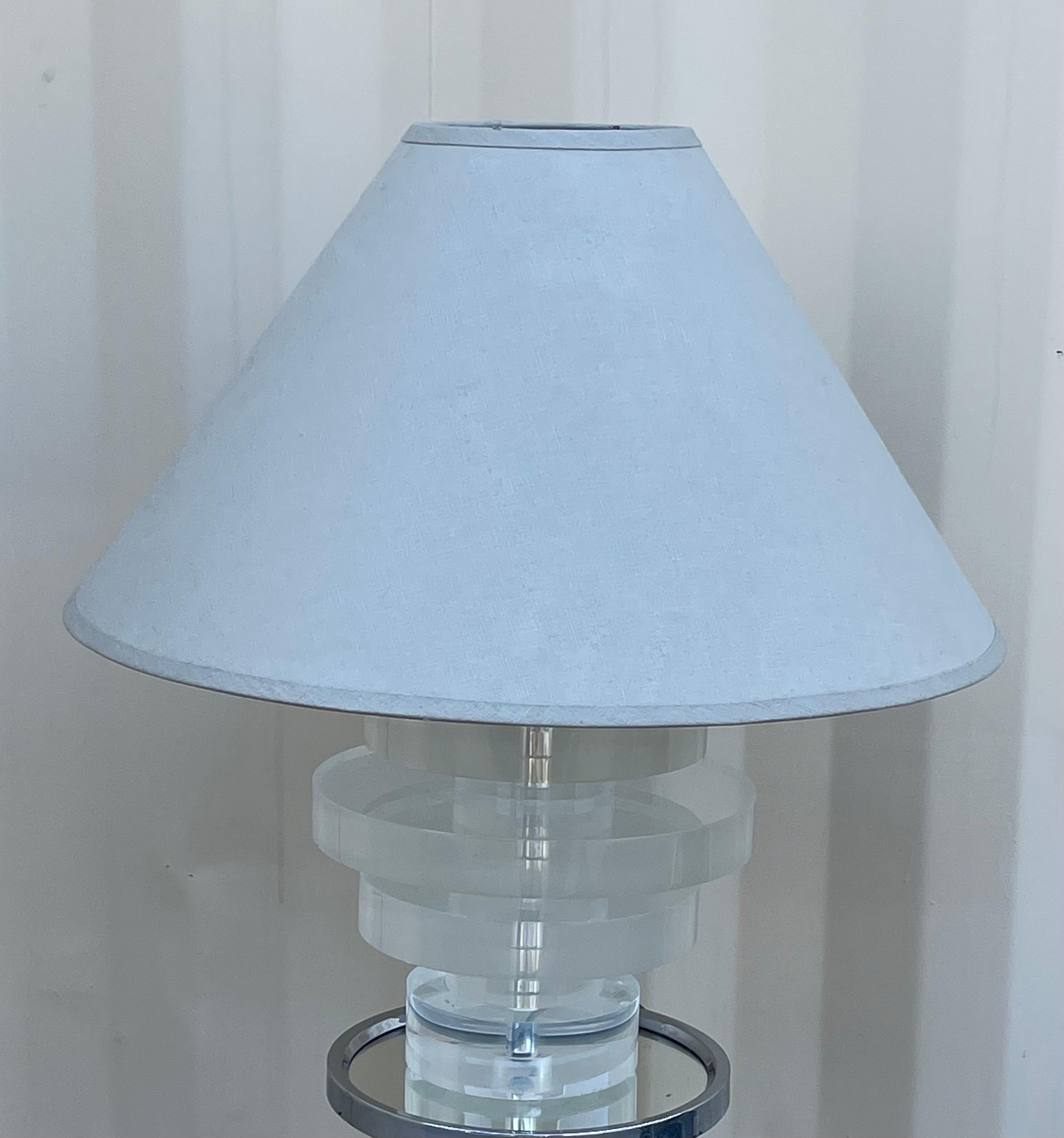 20th Century Large Lucite Disk Table Lamp in the Style of Karl Springer For Sale