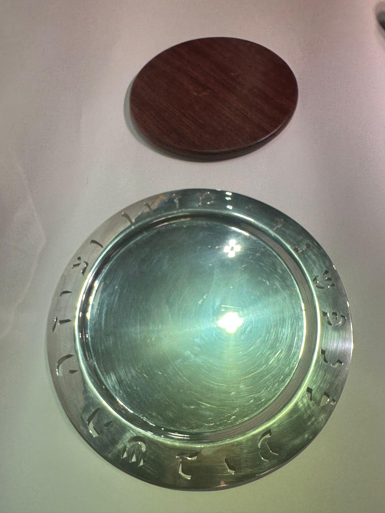 Bandeja redonda grande de plata de ley Ludwig Wolpert en venta 1