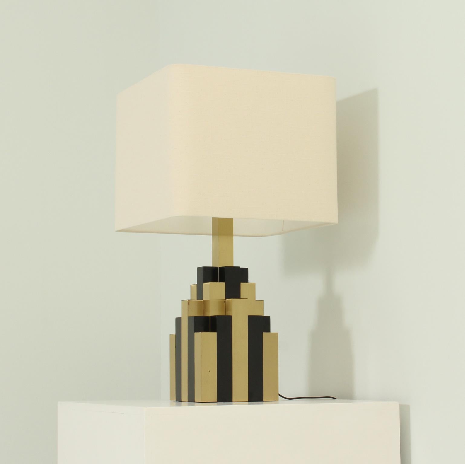 Large table lamp model Cityscape designed in 1970s by BD Lumica, Spain. Brass and black lacquered metal base with two bulbs and original shade with new fabric.