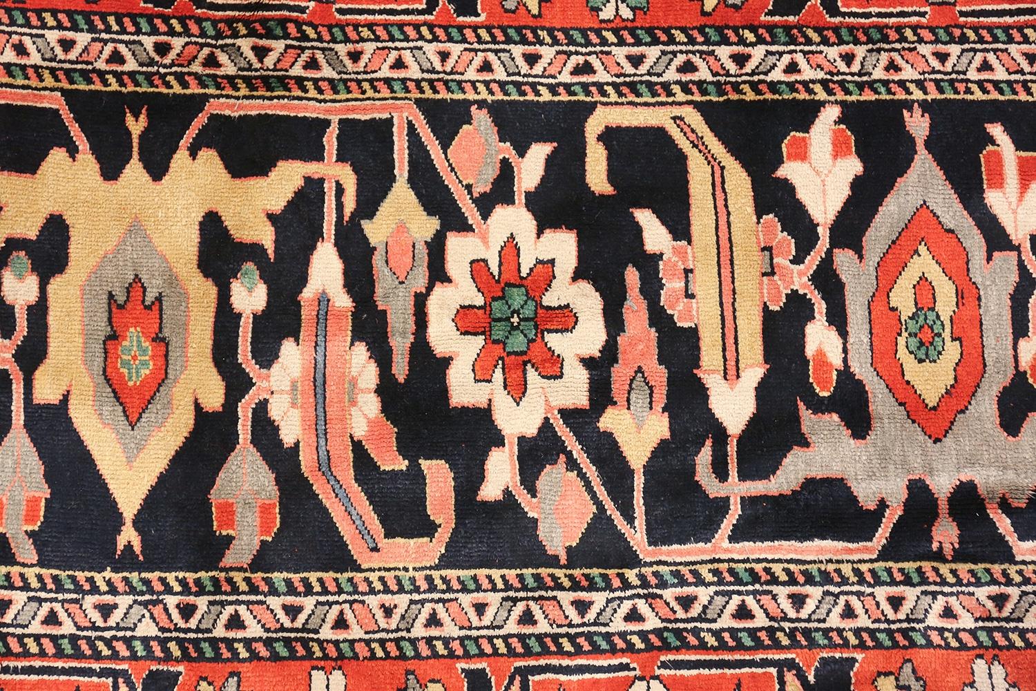 Schöne große Größe luxuriöse Vintage persische Seide Heriz Teppich, Herkunftsland / Teppich-Typ: Vintage Perserteppich, Datum: etwa Ende des 20. Jahrhunderts. Größe: 13 ft 1 in x 19 ft (3,99 m x 5,79 m)

