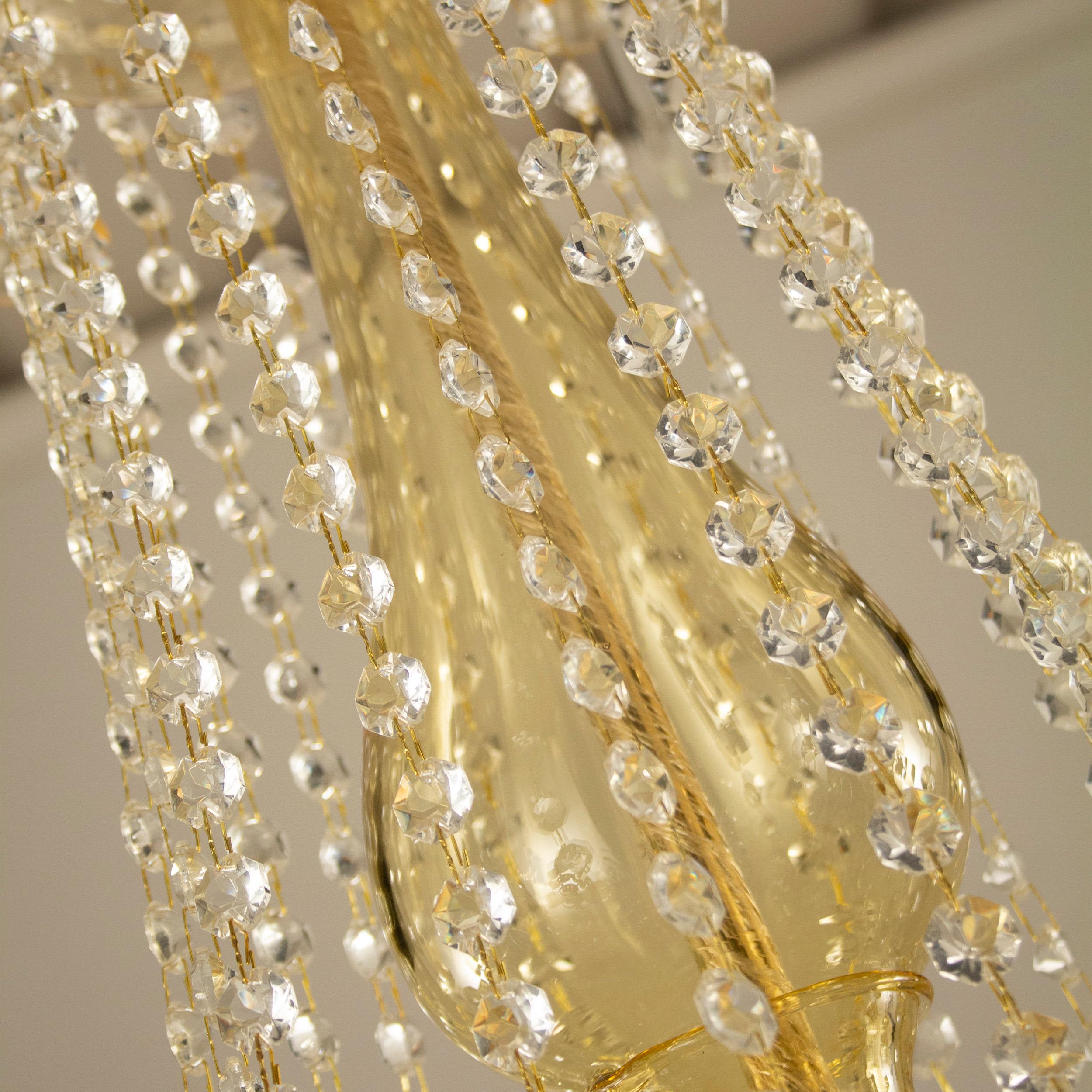 Gran araña de lujo Araña de 48 brazos de cristal de Murano soplado ámbar de Multiforme Siglo XXI y contemporáneo en venta