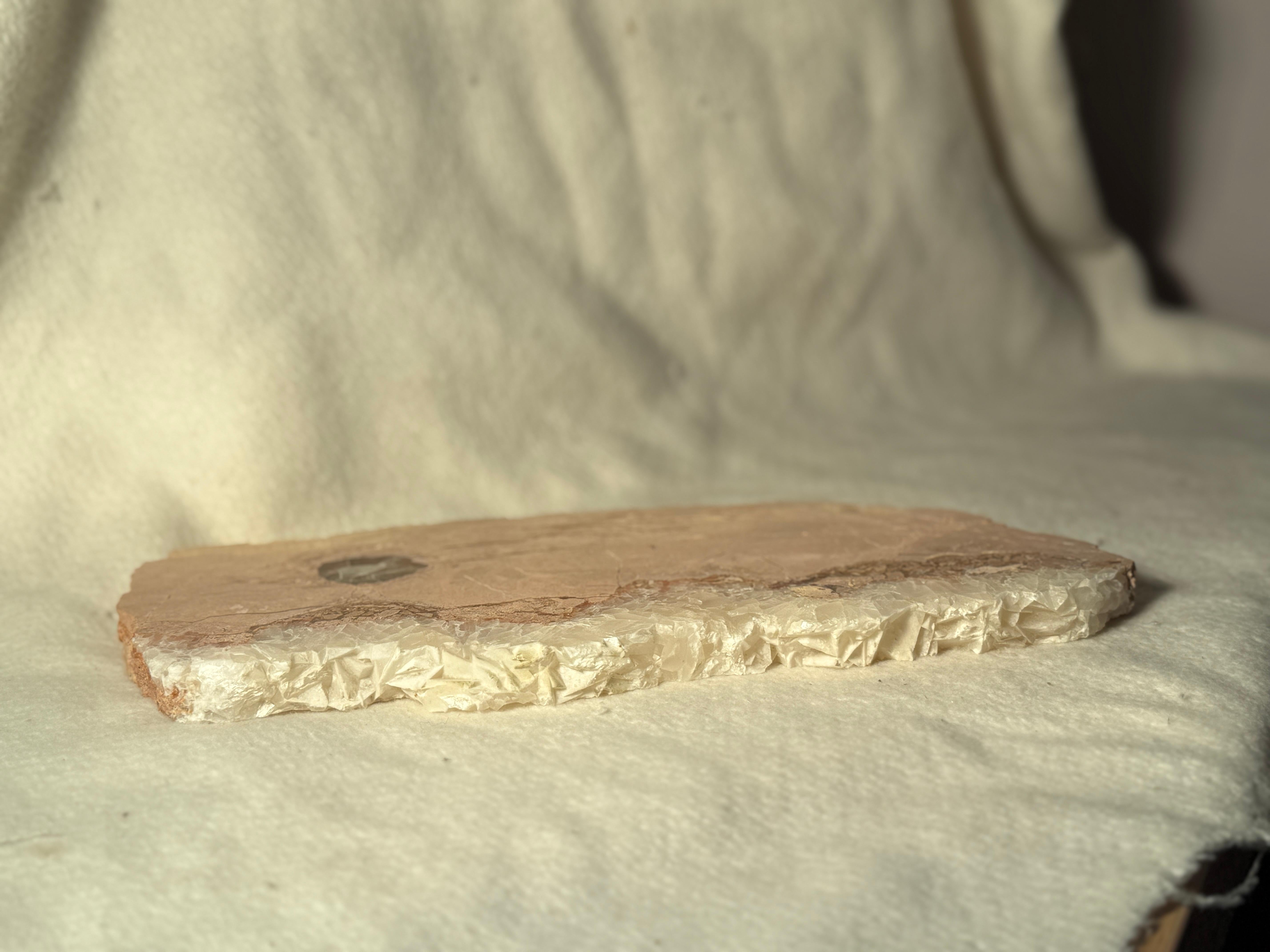 Großes Luxus-Quarz-Tablett Zentraler Weißer Quarz Geode Einzigartiger A. Stone Jewerly im Angebot 5