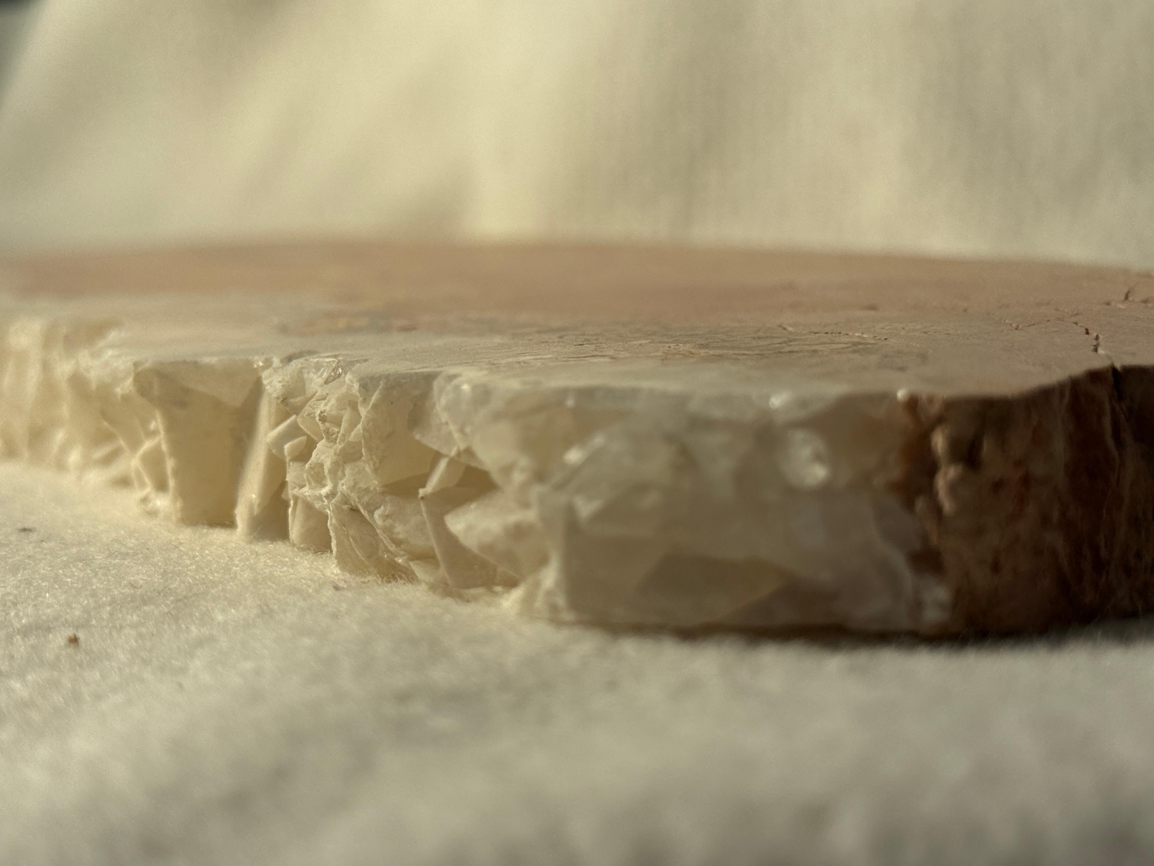 Großes Luxus-Quarz-Tablett Zentraler Weißer Quarz Geode Einzigartiger A. Stone Jewerly im Angebot 1