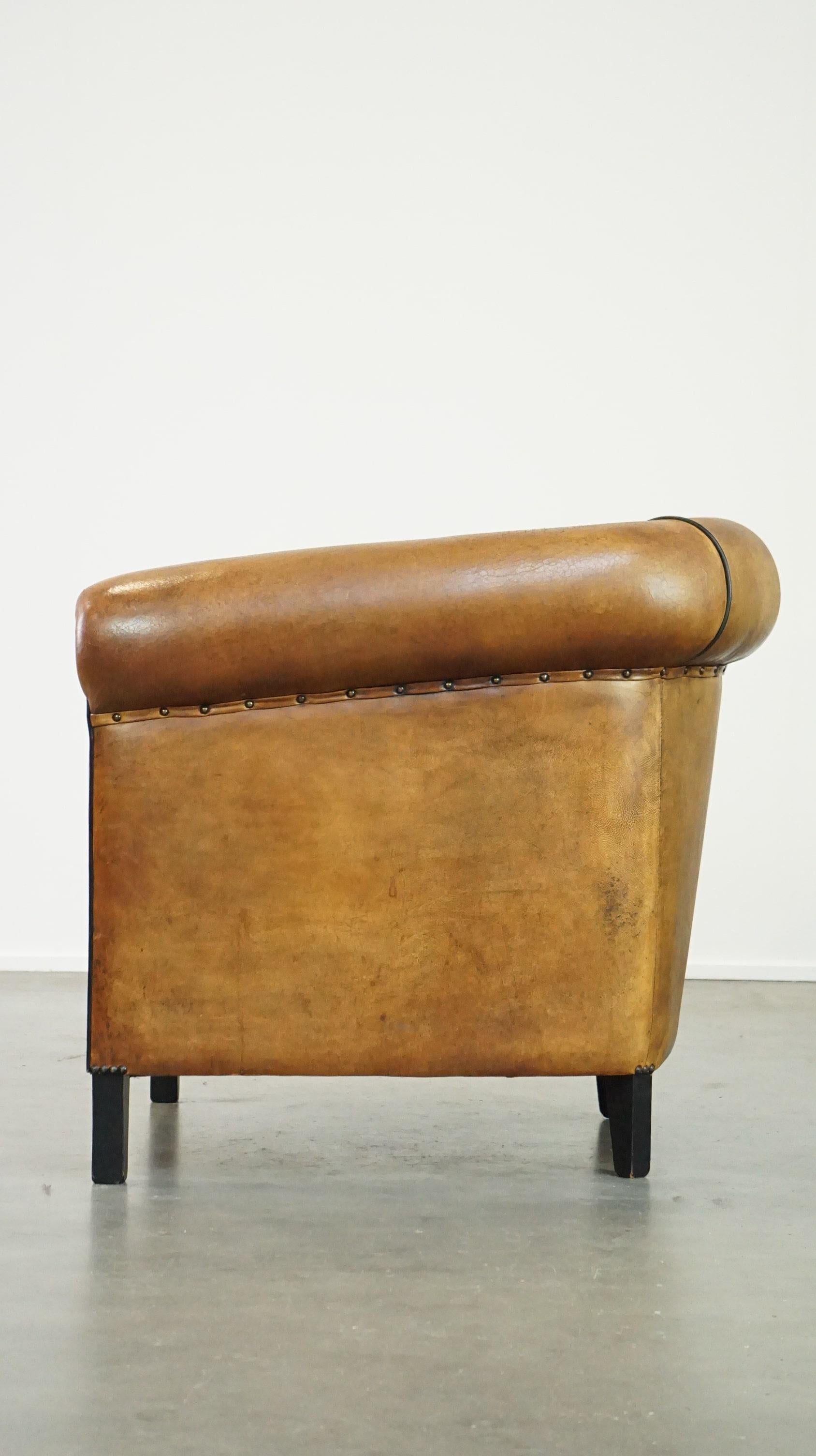 Late 20th Century Large luxury sheep leather club chair with a unique appearance For Sale