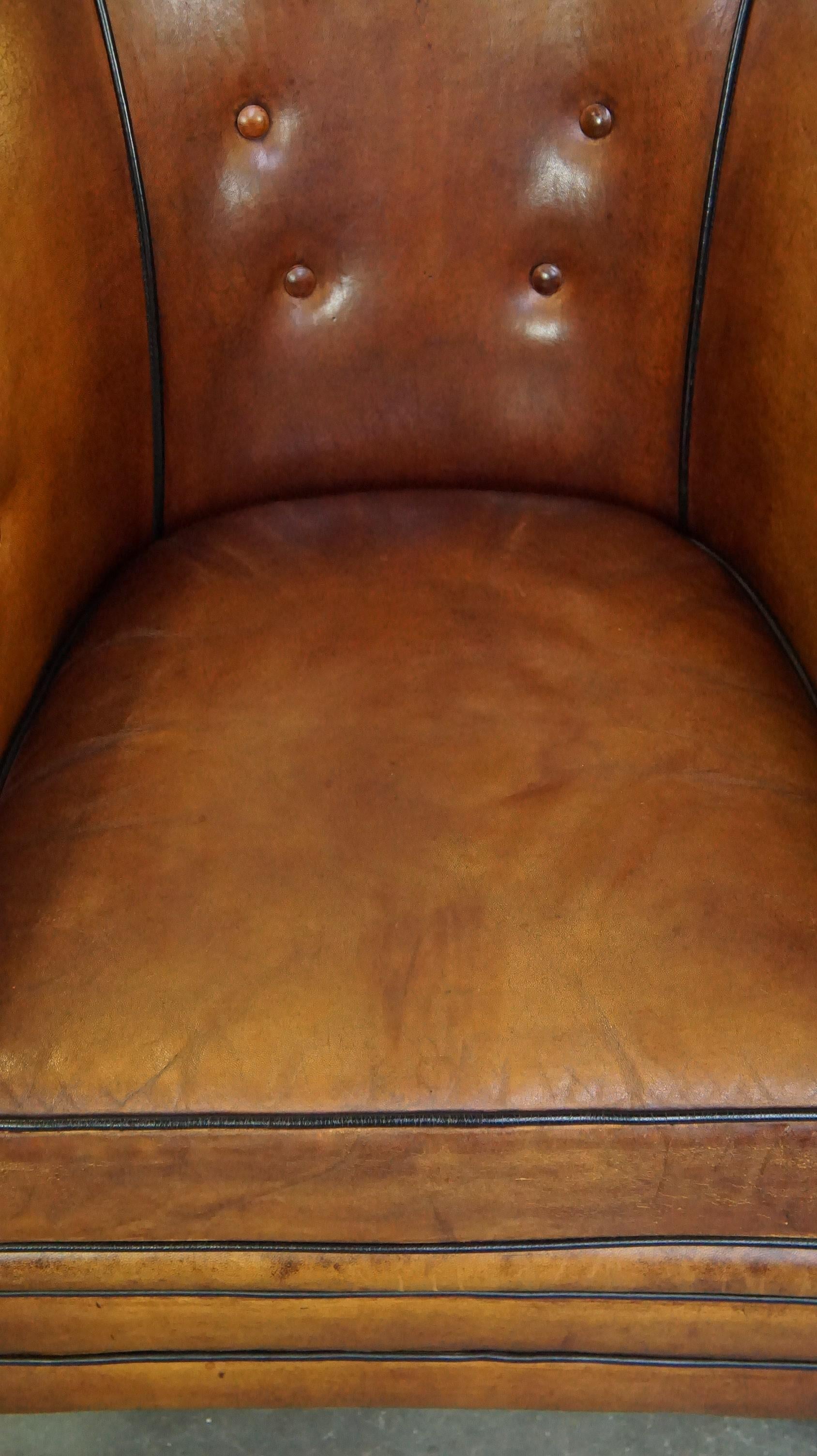 Sheepskin Large luxury sheep leather club chair with a unique appearance For Sale