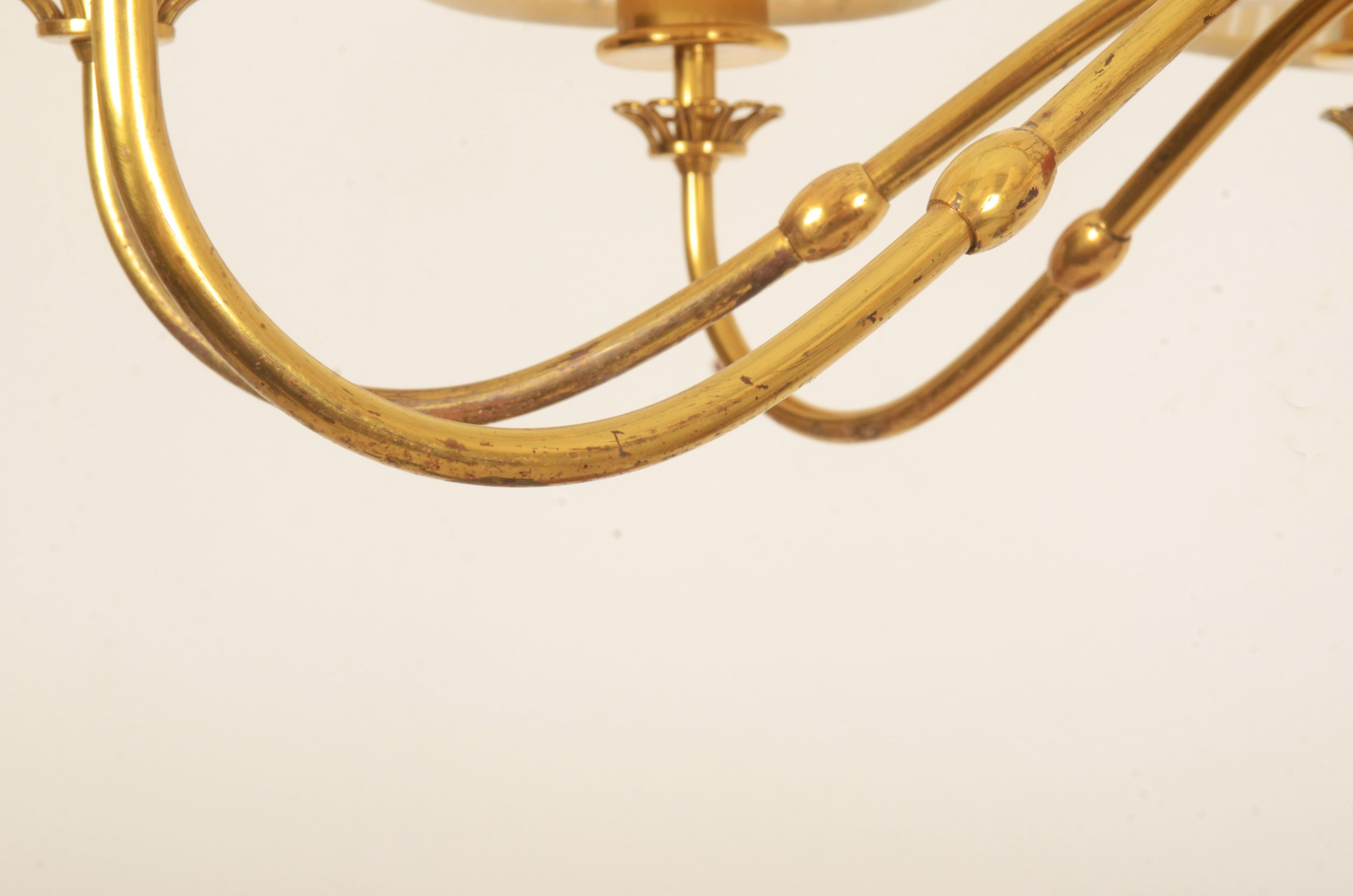 Grande lampadario Lyfa in ottone del Medioevo in vendita 3