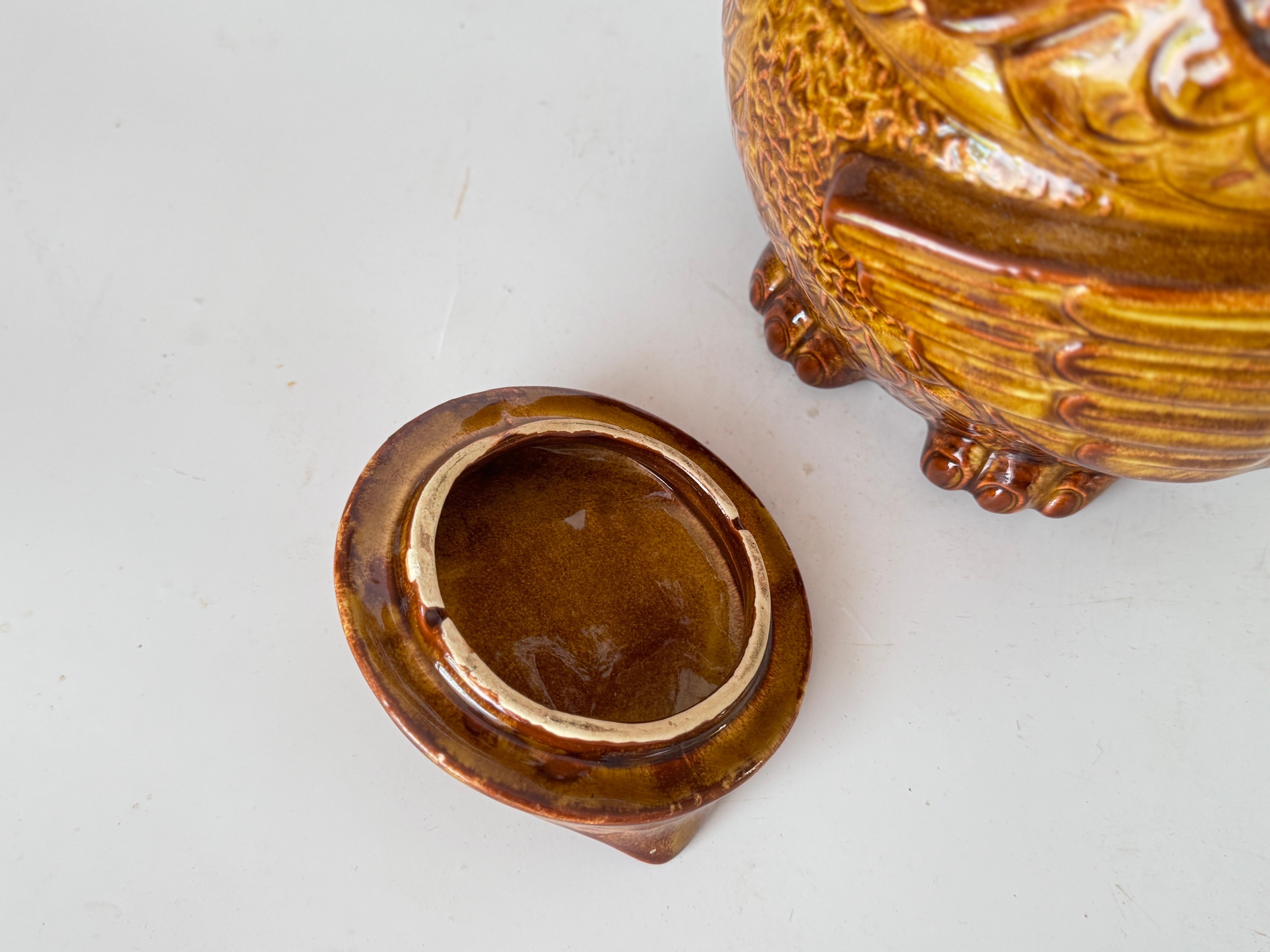 Grand pot en céramique MacCoy avec couvercle Couleur Brown 1960 États-Unis Bon état - En vente à Auribeau sur Siagne, FR
