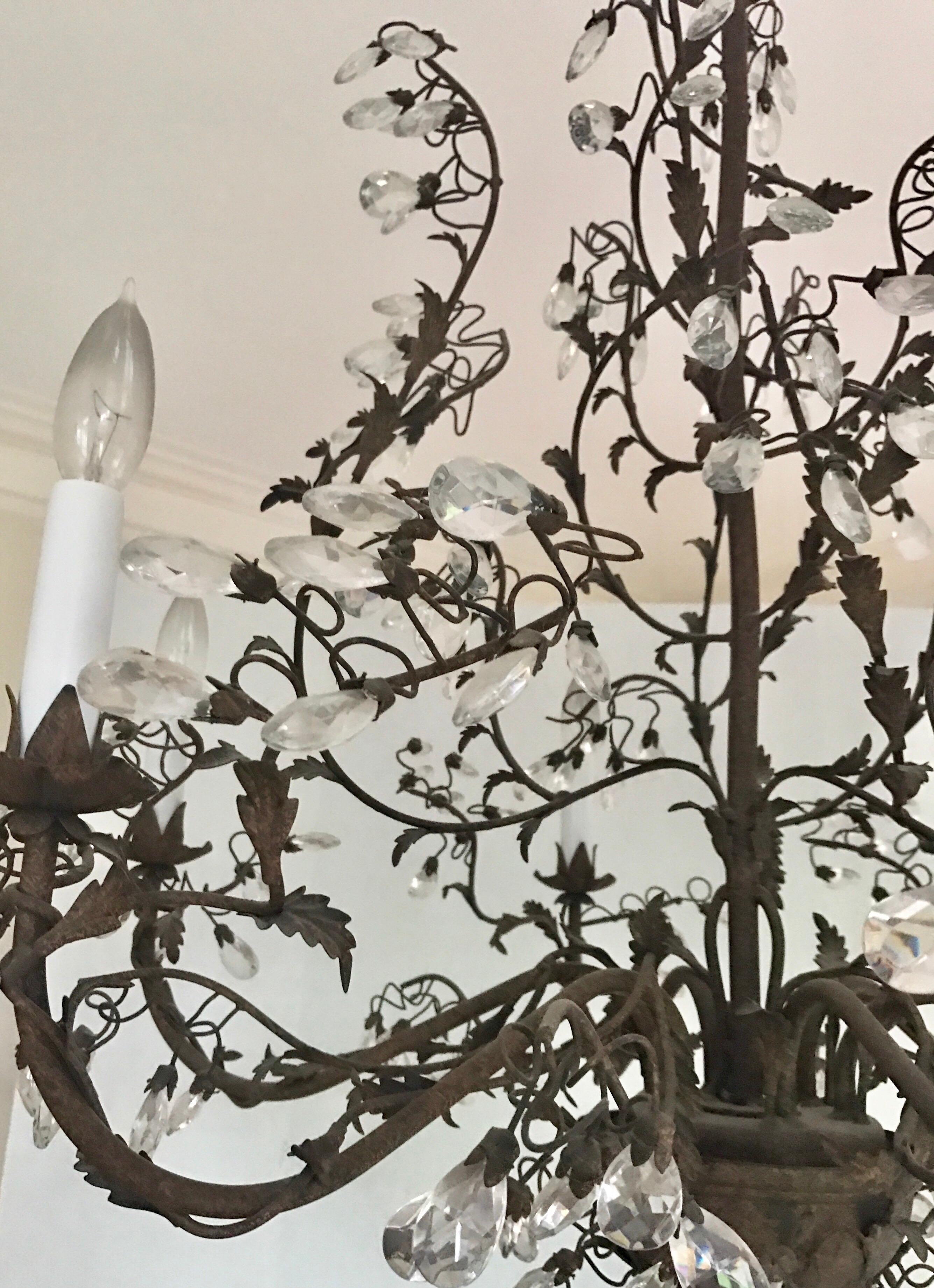 Large Made in Italy Crystal and Metal Tole Six-Light Vine Chandelier In Excellent Condition In West Hartford, CT