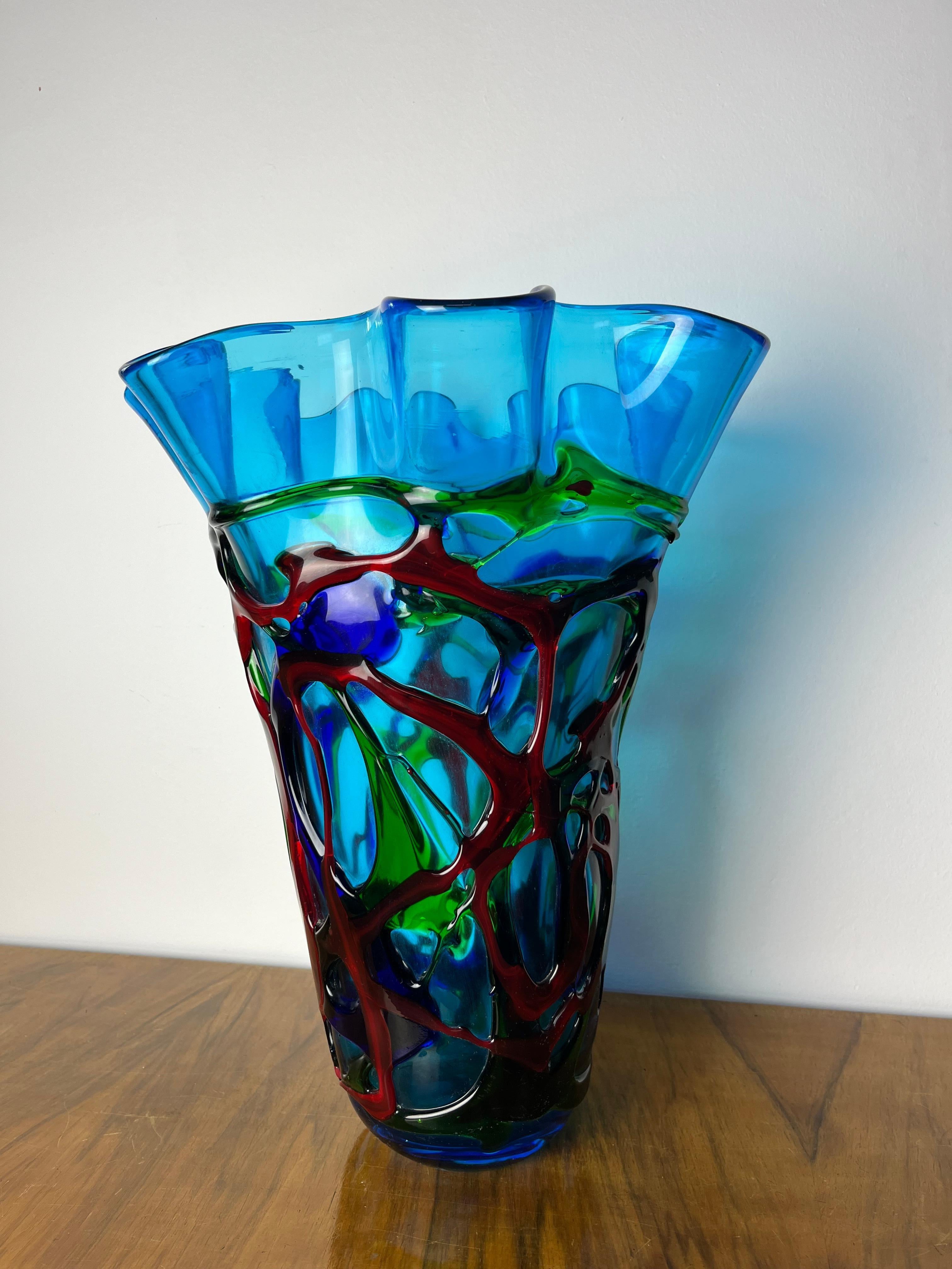 Vetro Grande vaso in vetro sommerso di Murano policromo di Maestri Muranesi della metà del secolo scorso, anni '50 in vendita