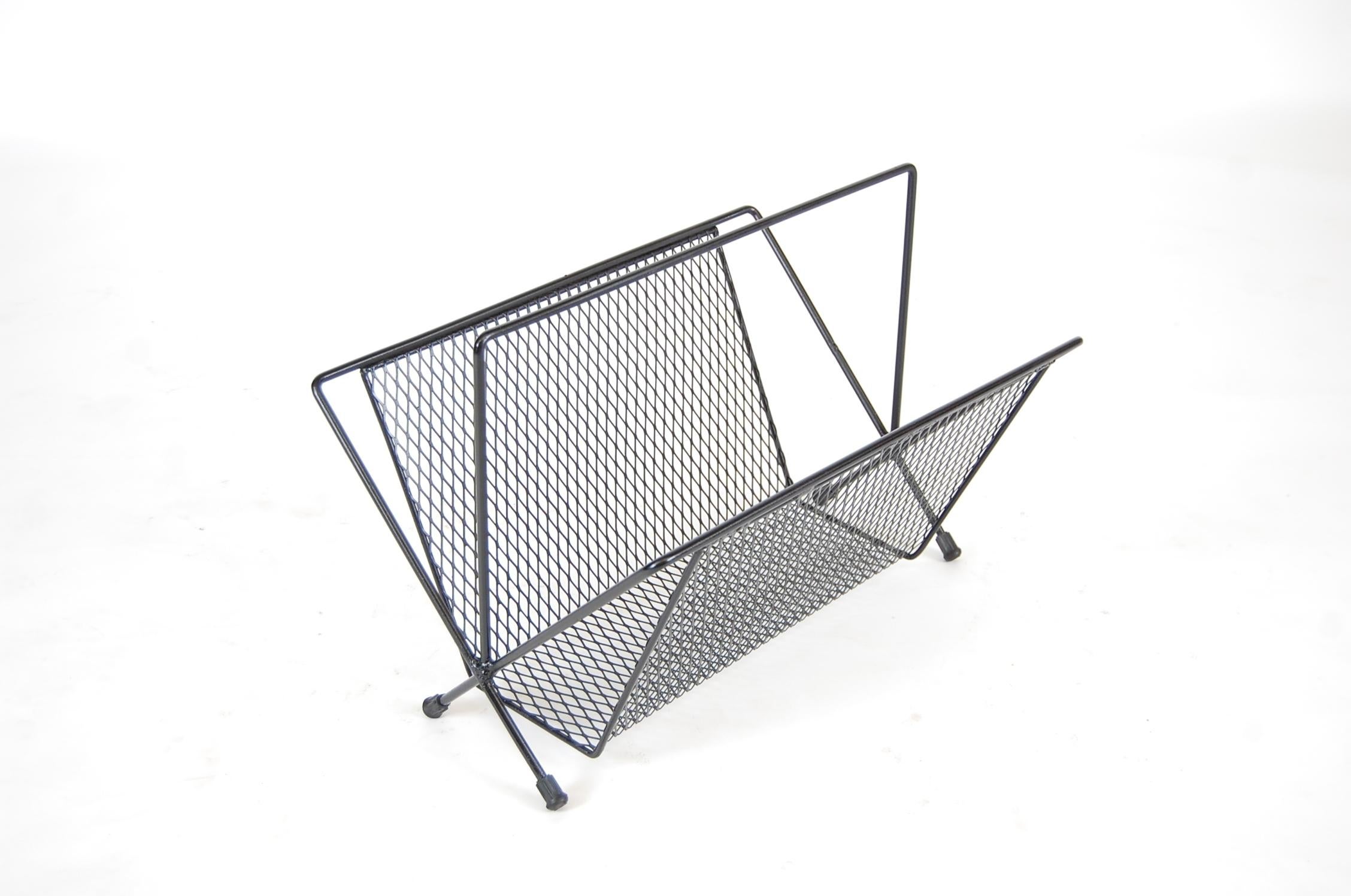Mid-Century Modern Large Magazine Rack in the Manner of Mathieu Matégot For Sale
