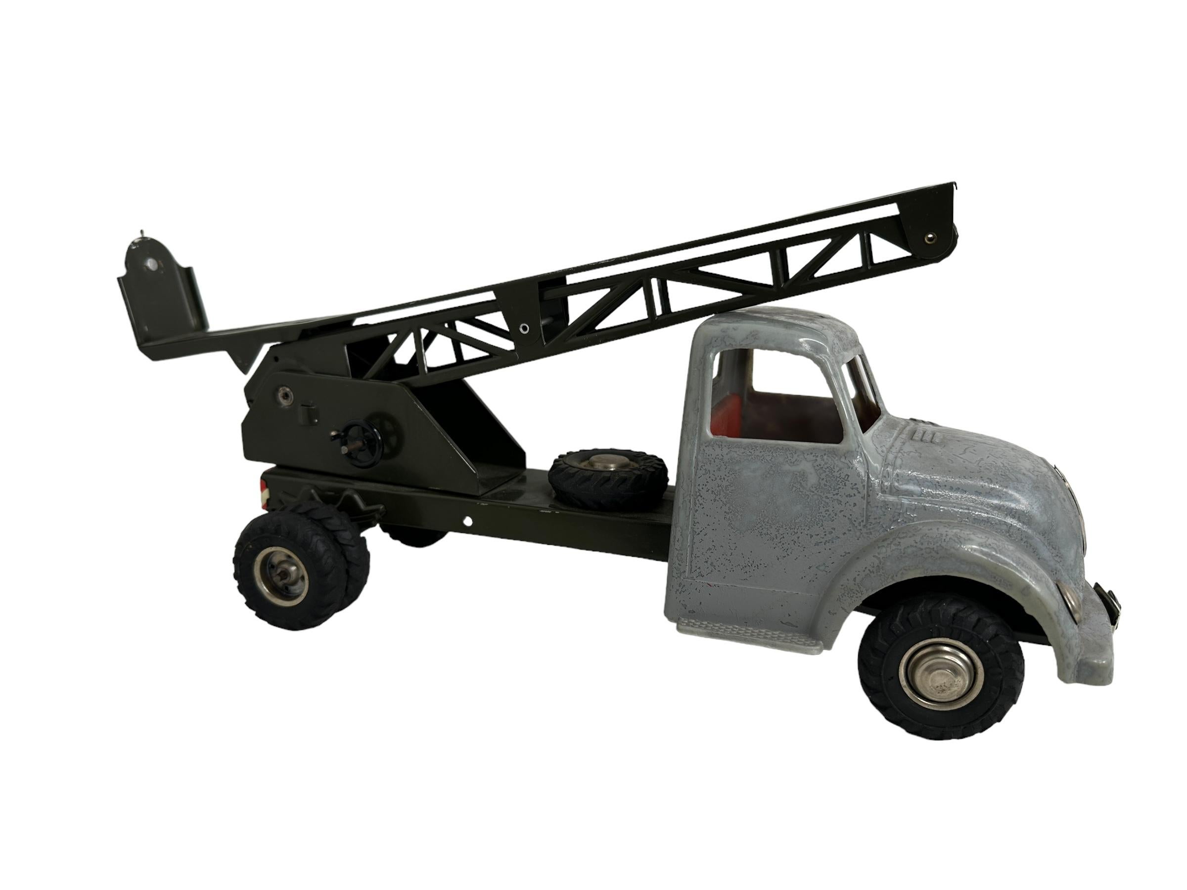 Großes Magirus Deutz Truck aus Kunststoff und Zinn, Vintage, Deutschland 1960er Jahre (20. Jahrhundert) im Angebot
