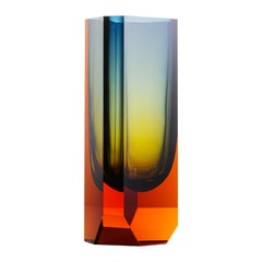 Jarrón grande de cristal «Magnus», tallado a mano en tonos topacio y ámbar, diseñado por Jan Plecháč para Moser