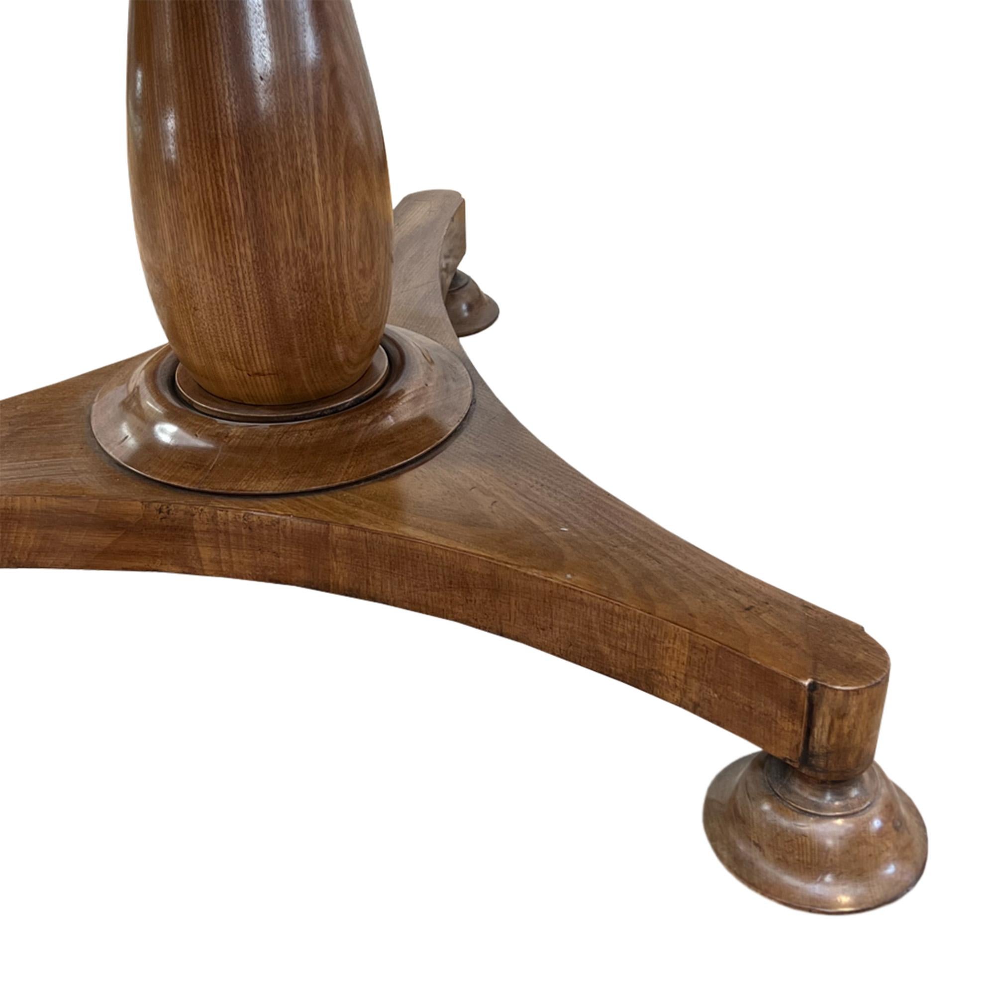 Large Mahogany 19th Century Centre Table In Good Condition In London, GB