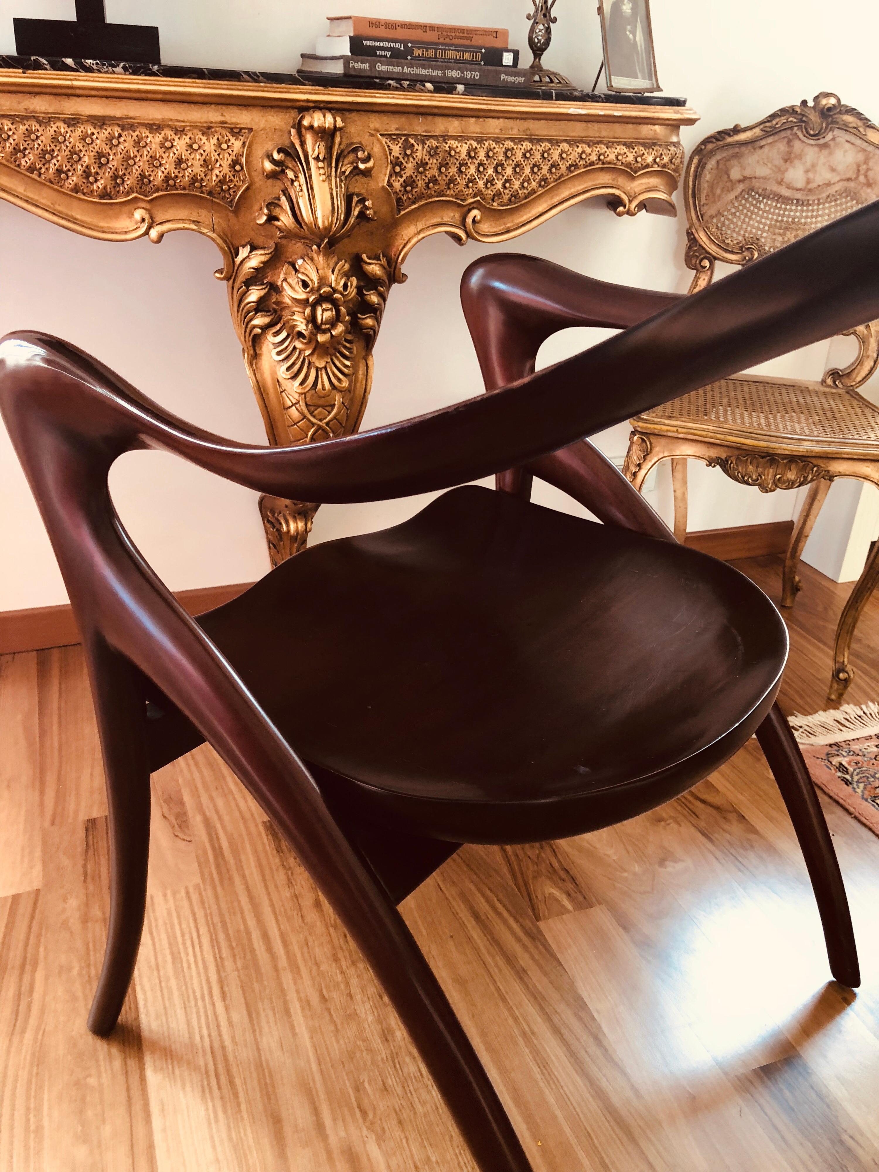 Grands fauteuils en acajou Modèle Ode À La Femme par Olivier De Schrijver Neuf - En vente à Sofia, BG
