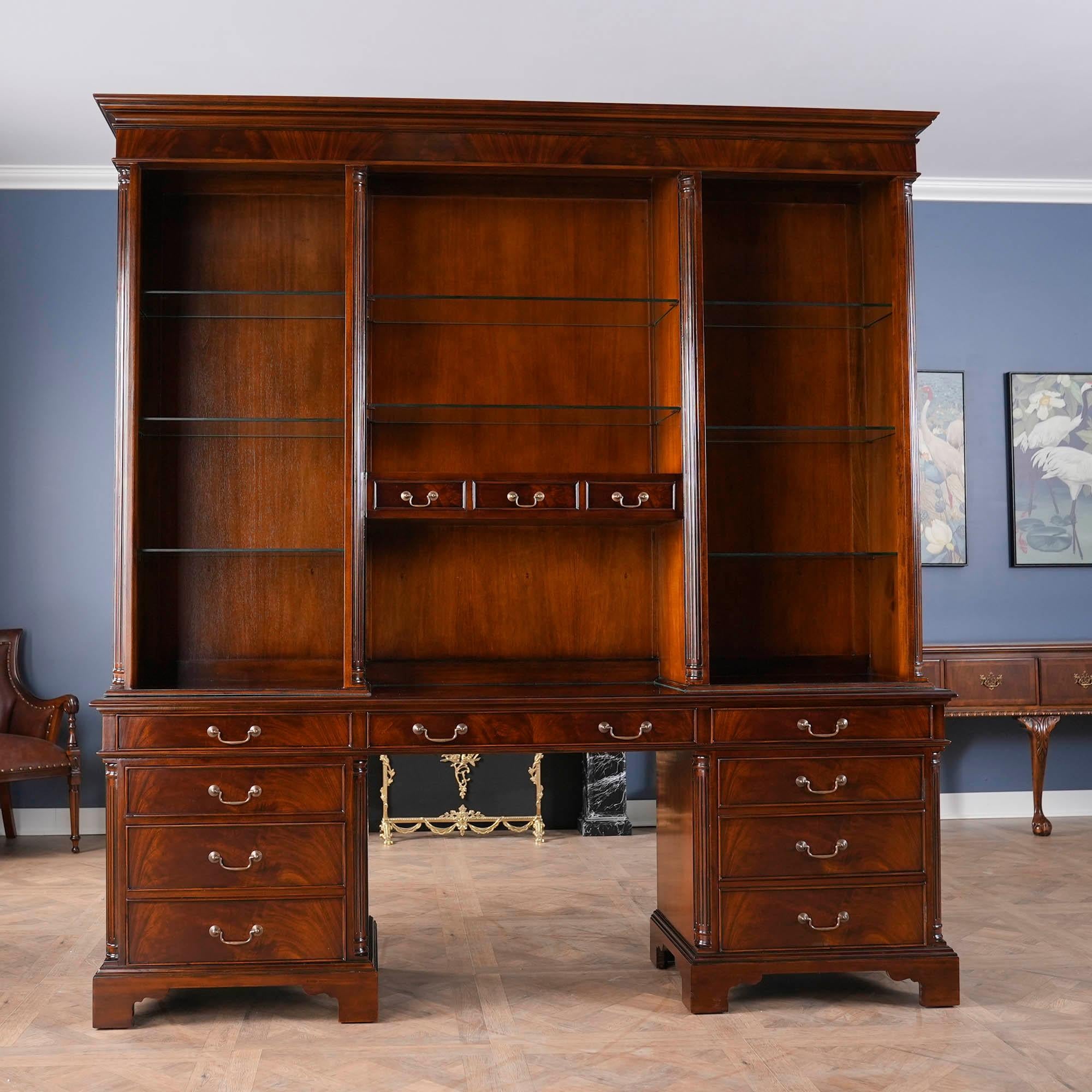 Federale Credenza grande in mogano in vendita