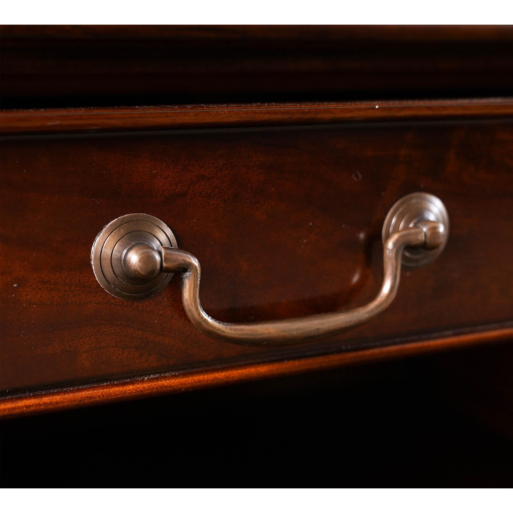 XXI secolo e contemporaneo Credenza grande in mogano in vendita