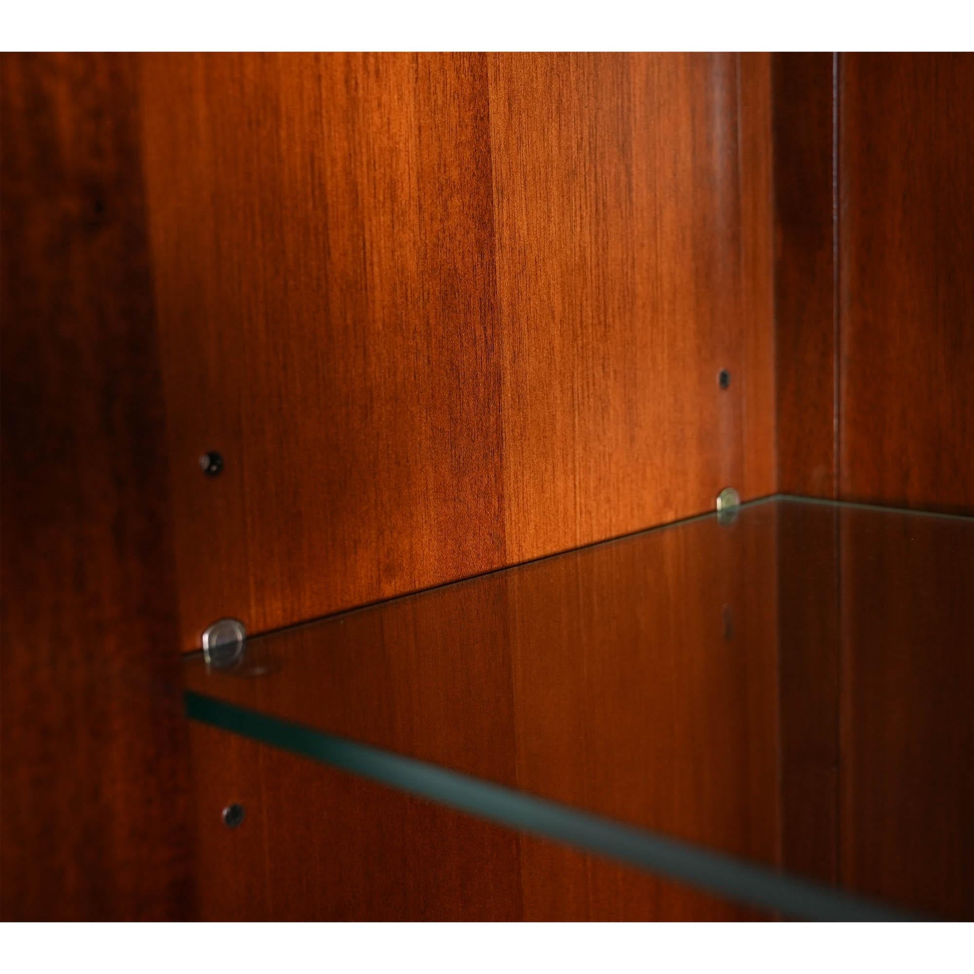 Mogano Credenza grande in mogano in vendita