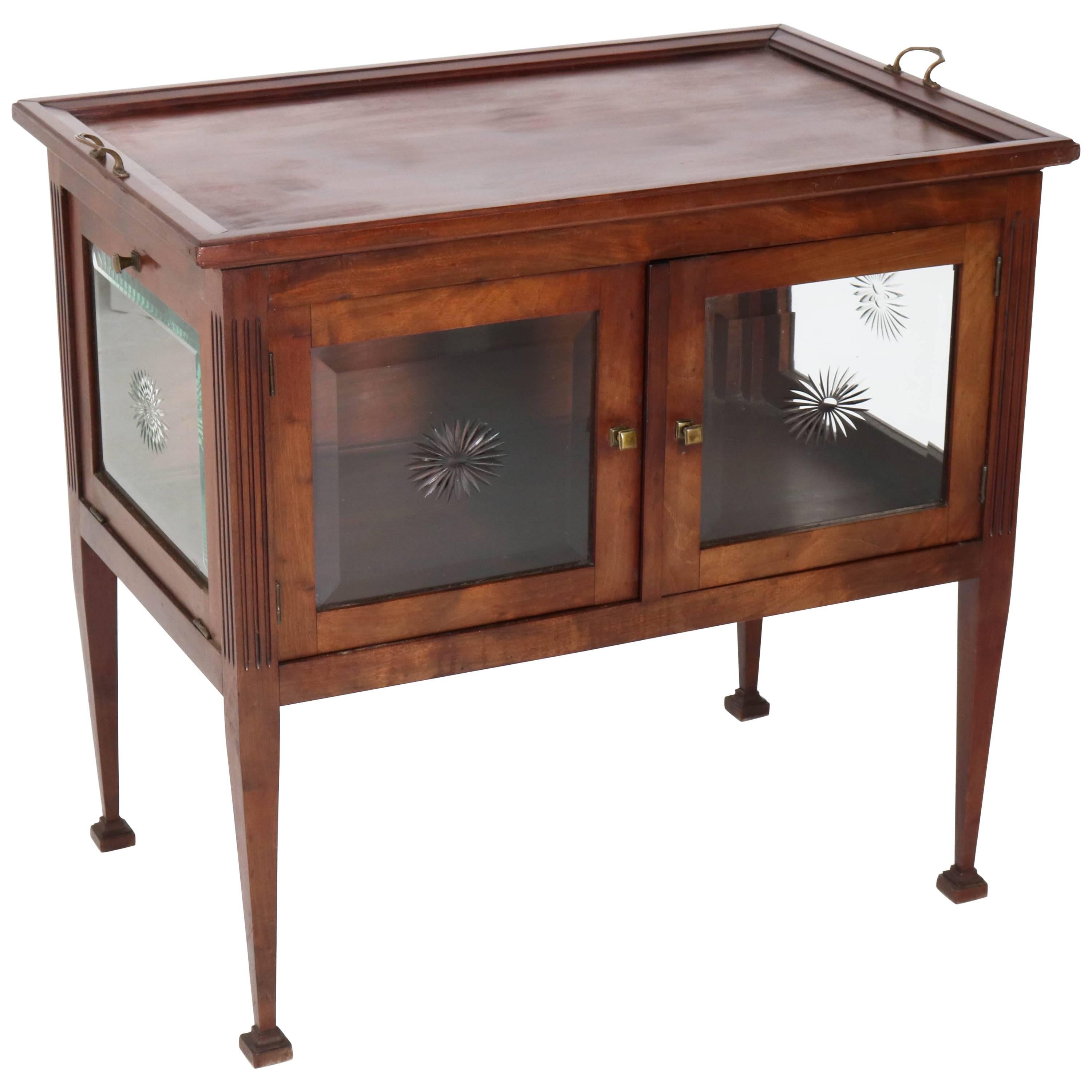 Gran gabinete de té Art Nouveau holandés de caoba con bandeja, 1900