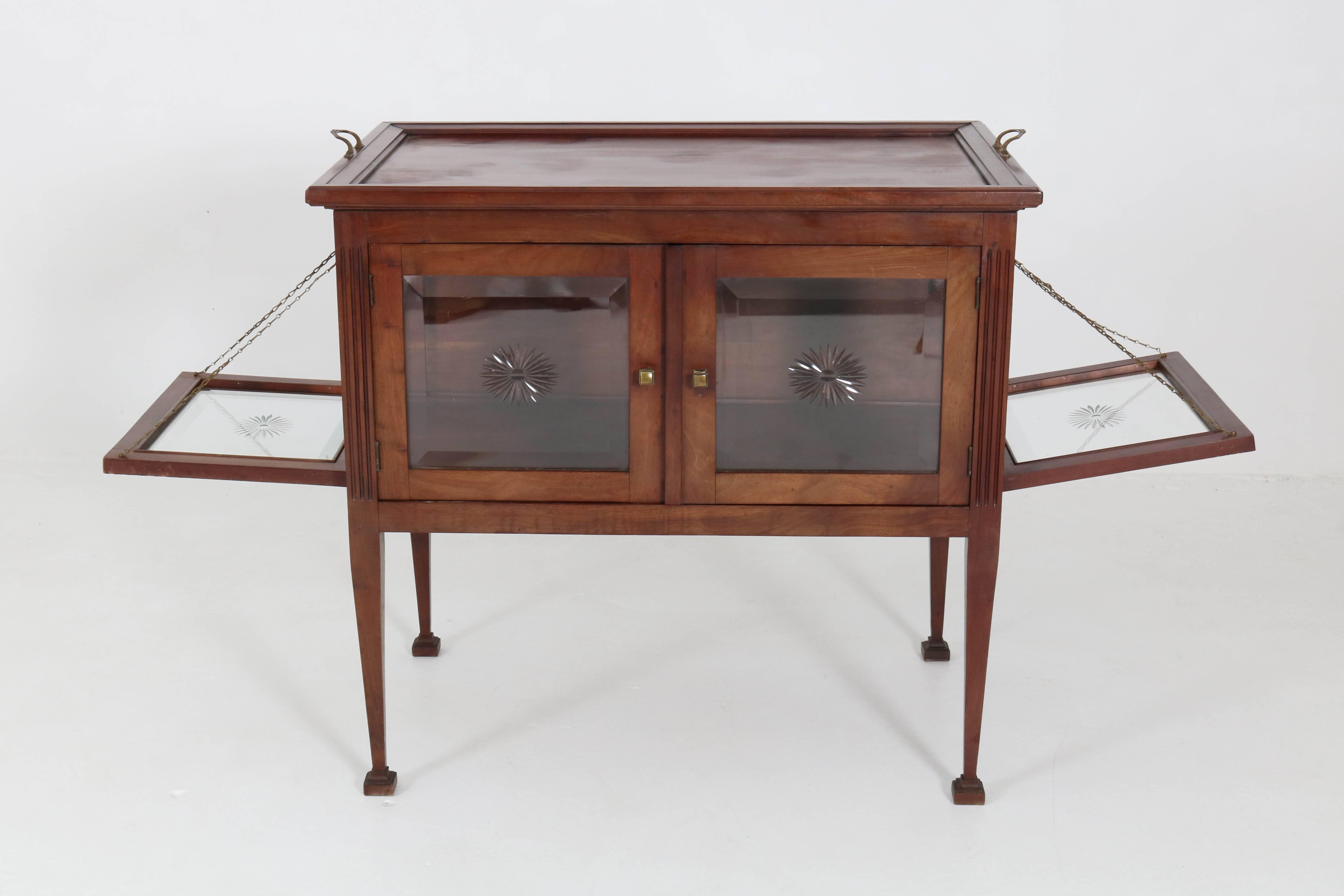 Gran gabinete de té Art Nouveau holandés de caoba con bandeja, 1900 en Bueno Estado en Amsterdam, NL