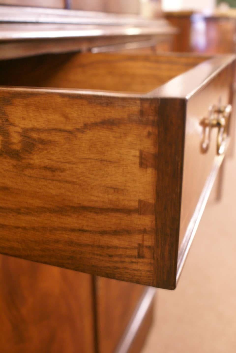 Gran armario chino de caoba de estilo georgiano con librería de cinco puertas, de Leighton Hall Georgiano en venta