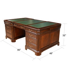 Großer Mahagoni-Grüner Leder-Partner-Schreibtisch