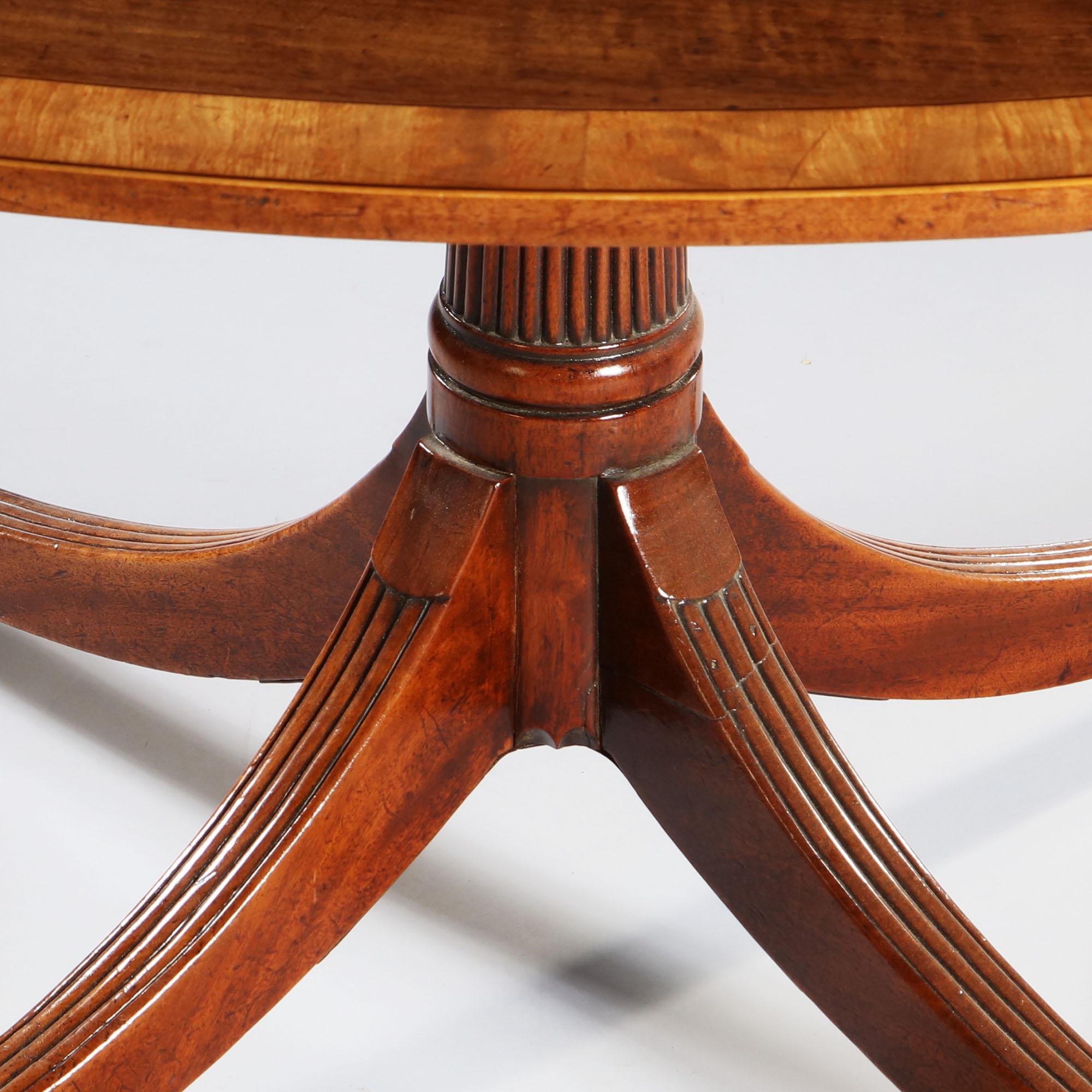 19th Century Large Mahogany Oval Breakfast Table