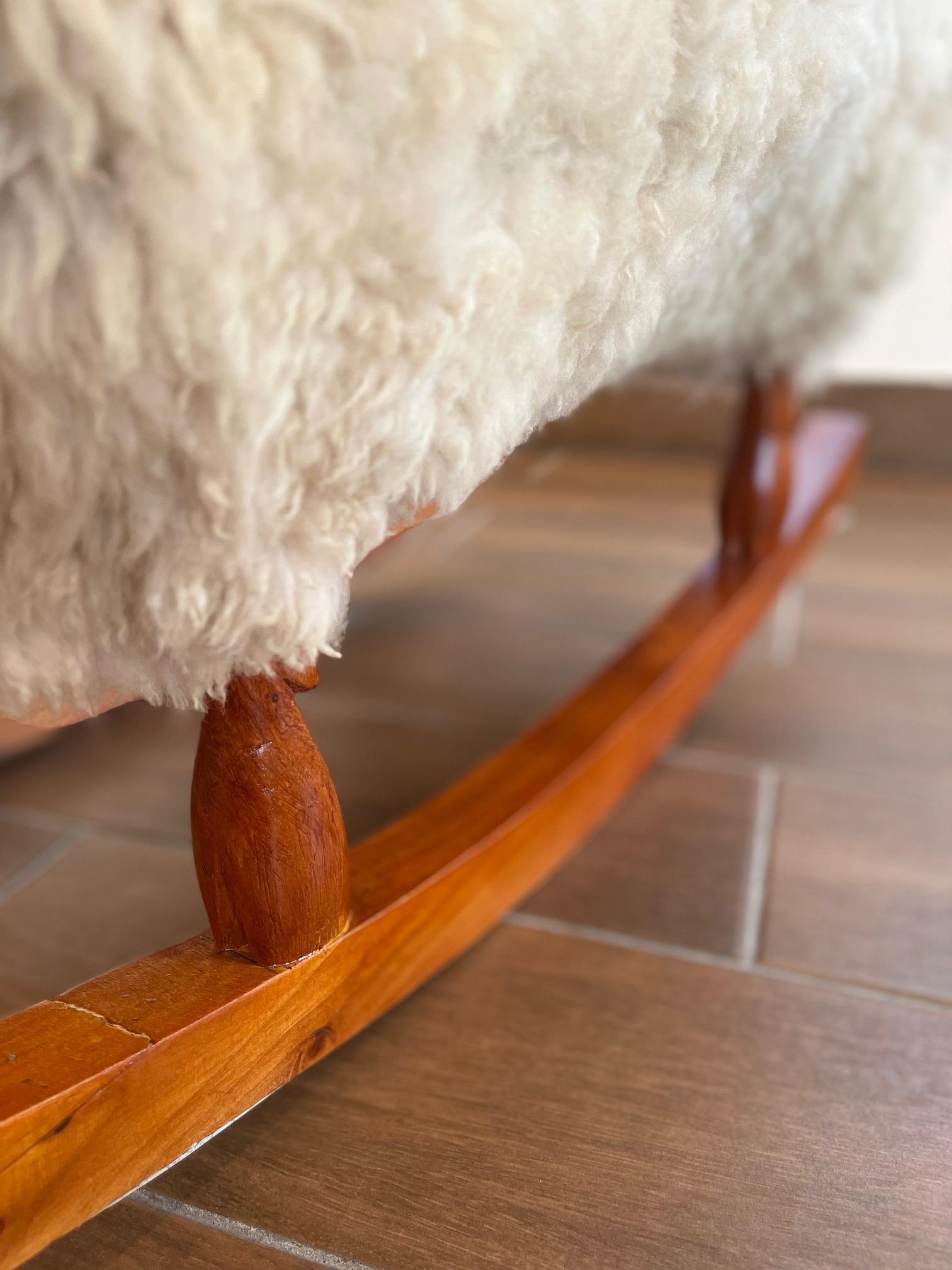 Large Mahogany Sheep Rocker in White Wool For Sale 2