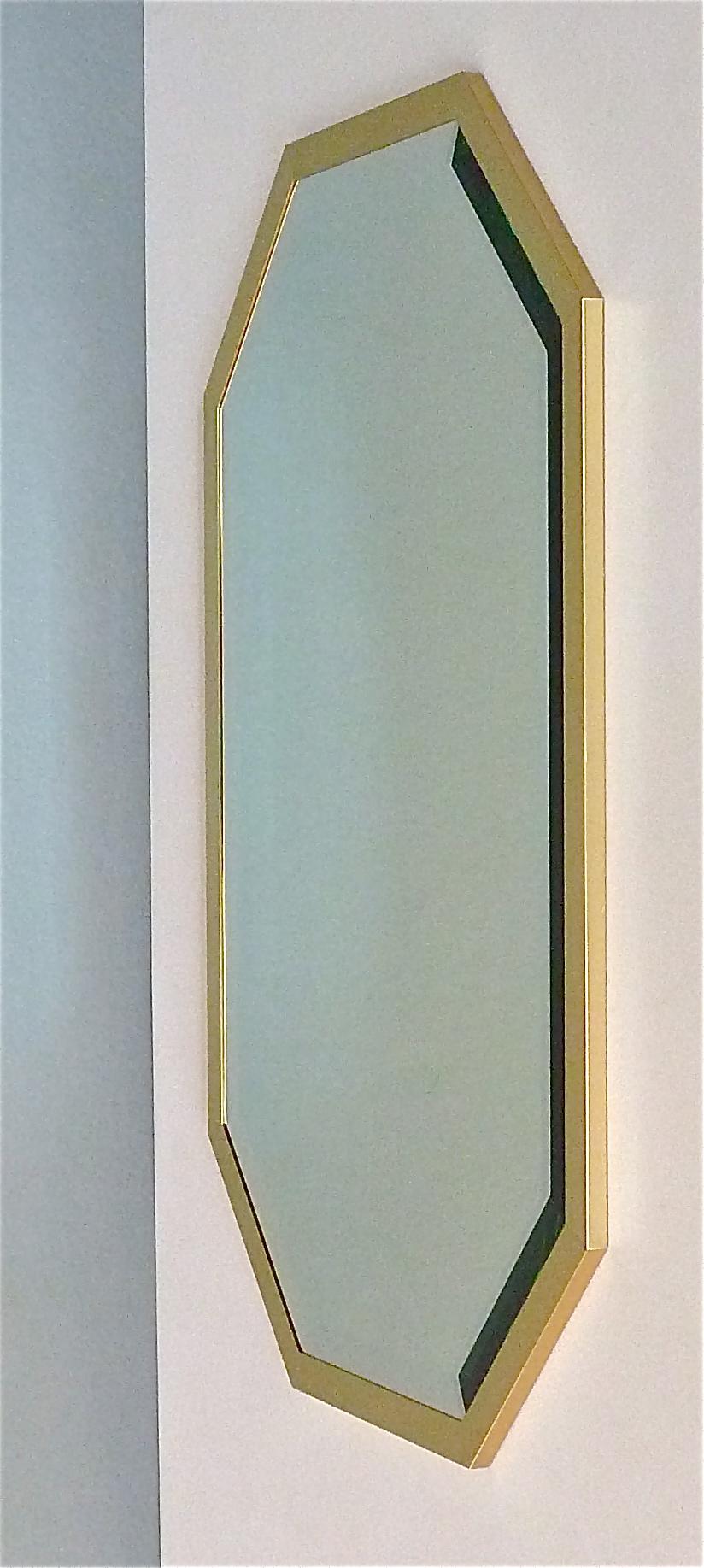 Großer Spiegel im Maison Jansen Stil Achteckig Vergoldetes Messing Facettiertes Glas Crespi Rizzo im Angebot 2