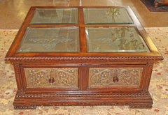 Grande tavolino da caffè in rame e mogano invecchiato di Maitland Smith